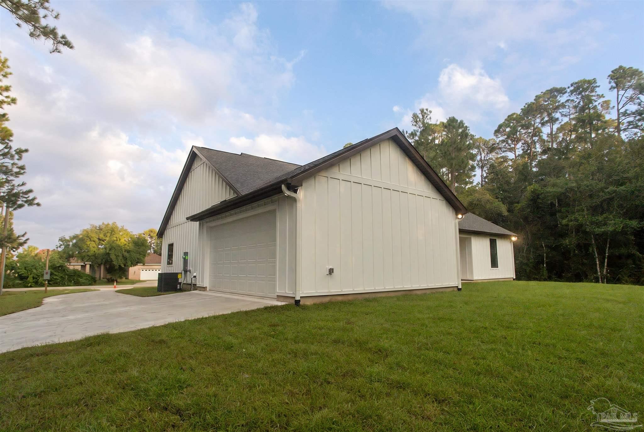 1601 Moonraker Drive Milton FL 32583
