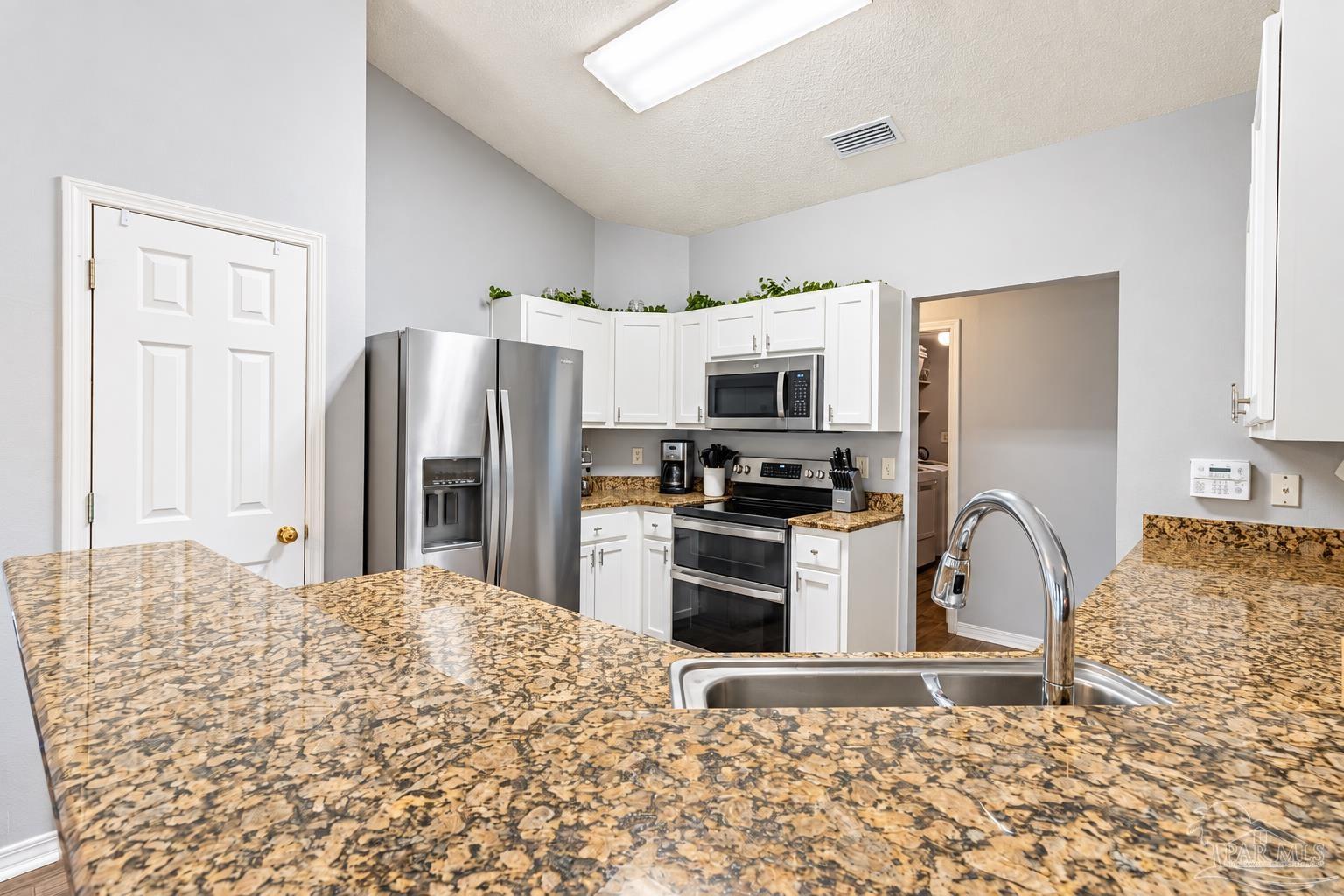 2410 Ennis Court Navarre FL 32566