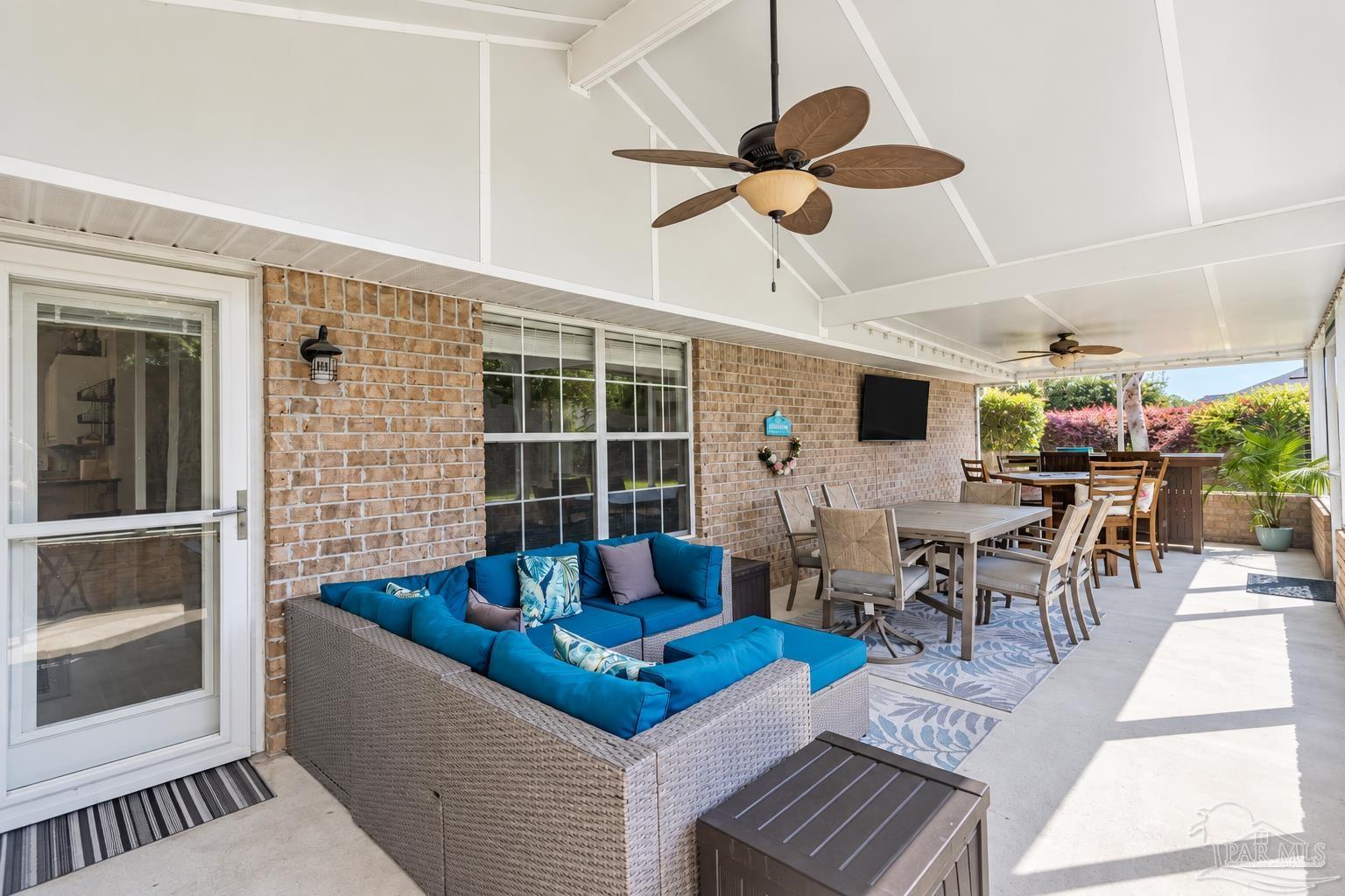 2410 Ennis Court Navarre FL 32566