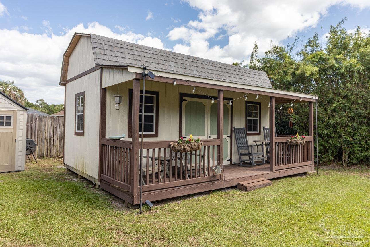 2410 Ennis Court Navarre FL 32566