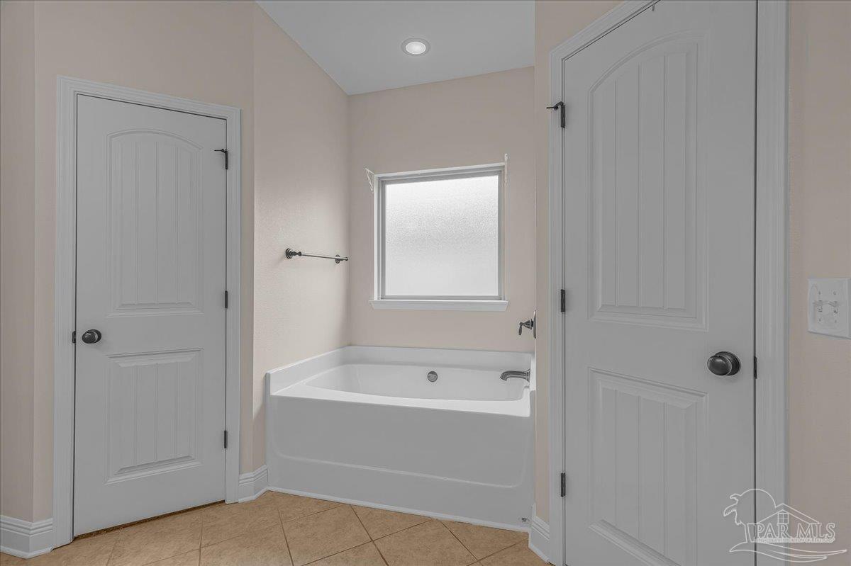 10533 Millbrook Drive Cantonment FL 32534