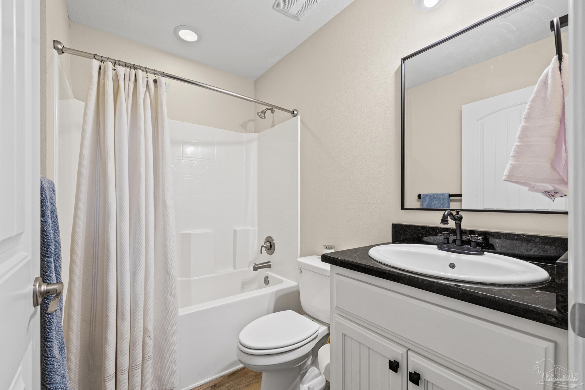5325 Woodlake Trail Gulf Breeze FL 32563
