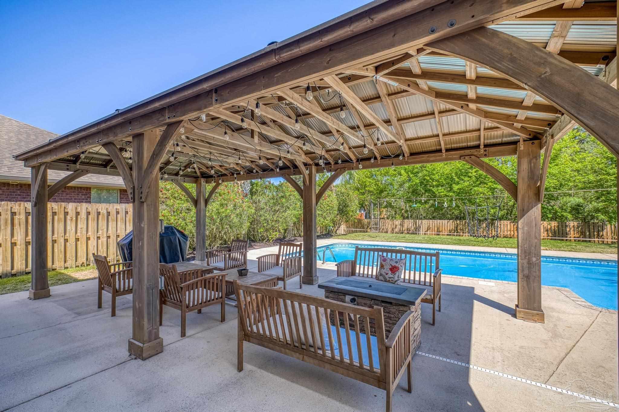 5325 Woodlake Trail Gulf Breeze FL 32563