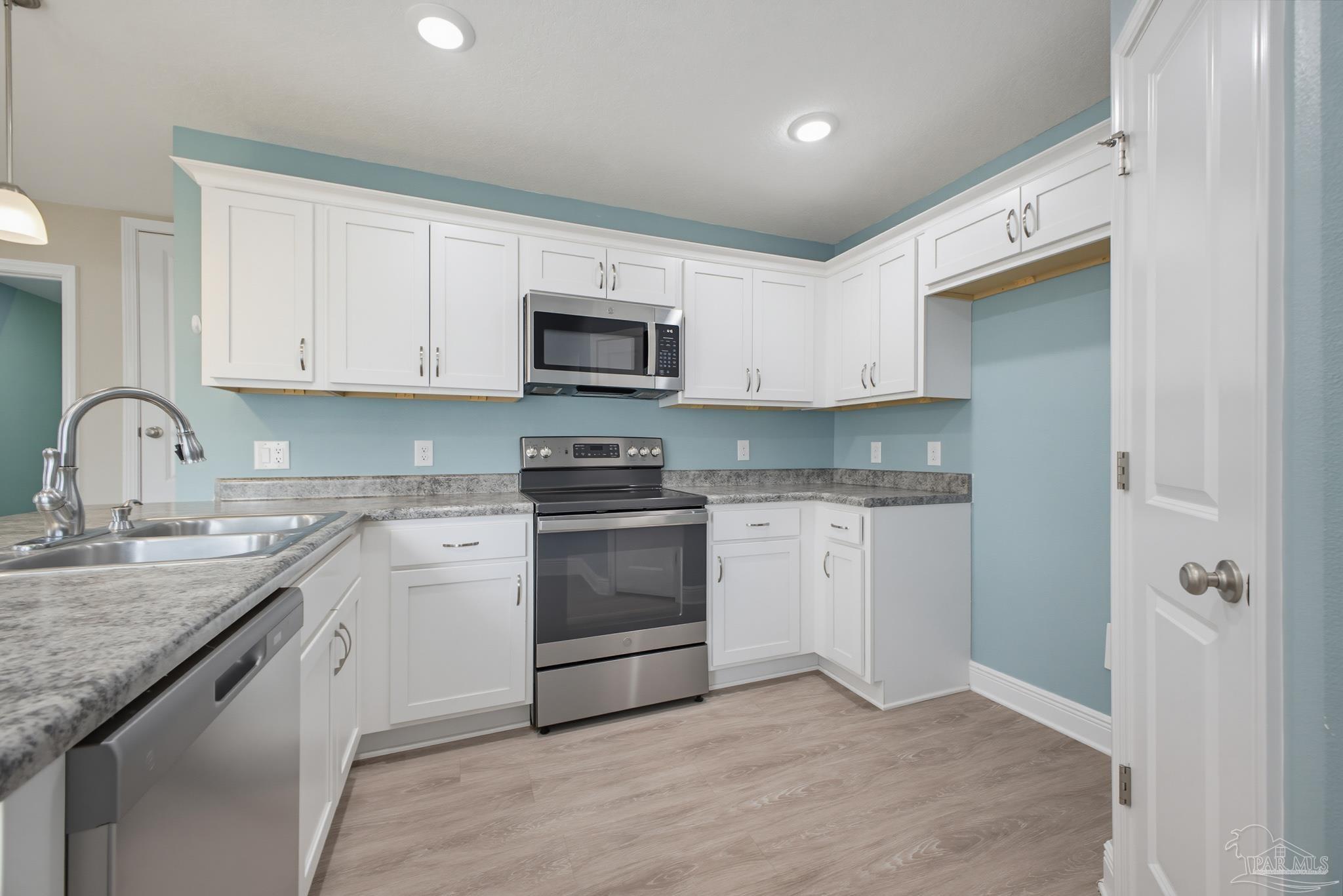 800 W Detroit Boulevard Pensacola FL 32534