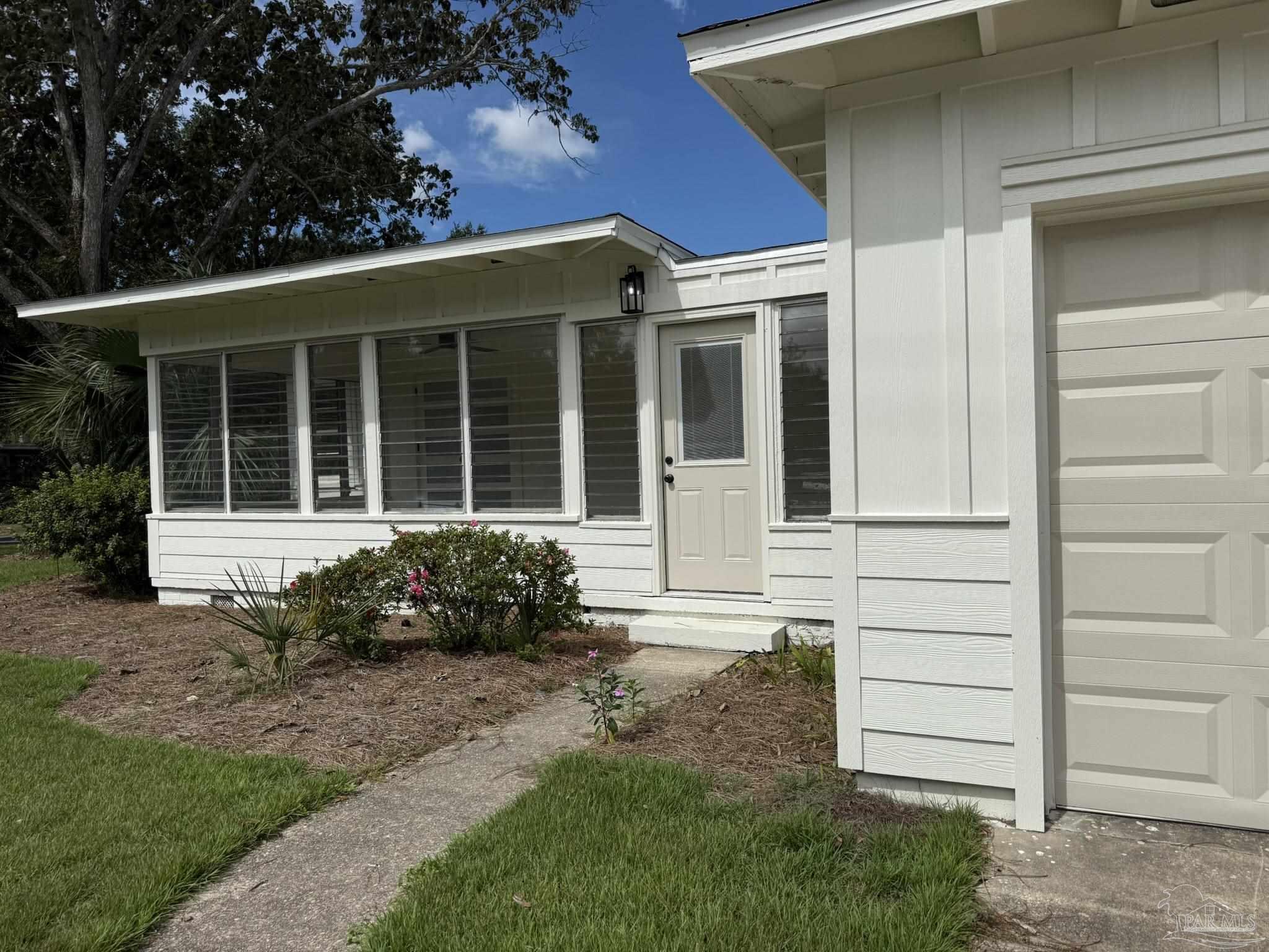 1800 N Baylen Street Pensacola FL 32501