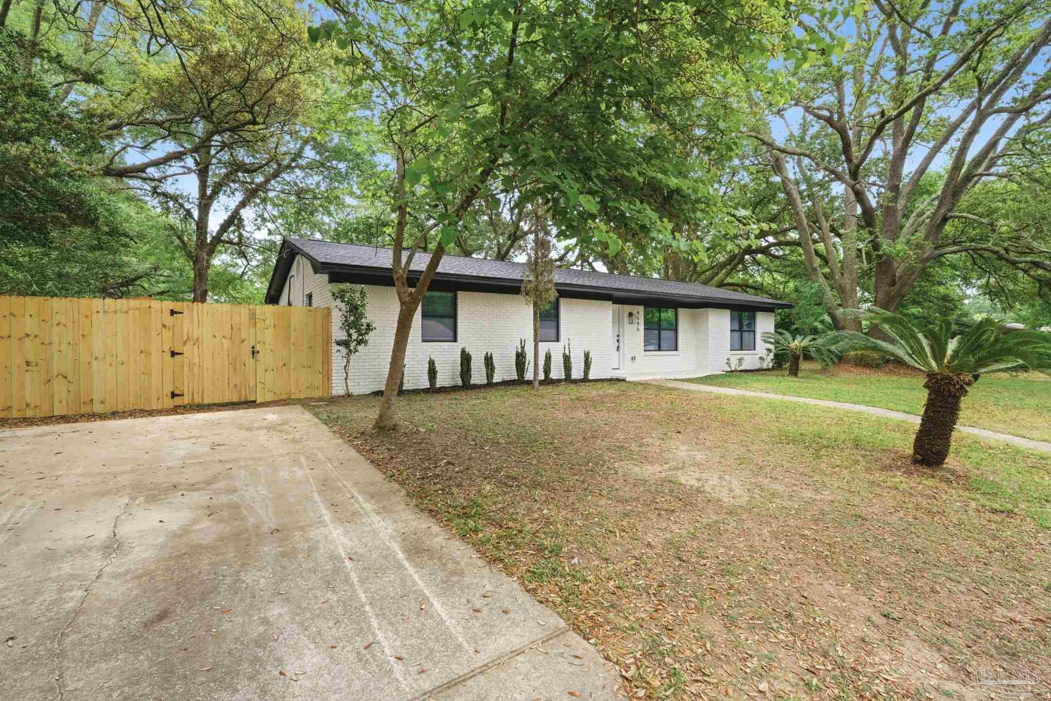 4596 Monpellier Drive Pensacola FL 32505