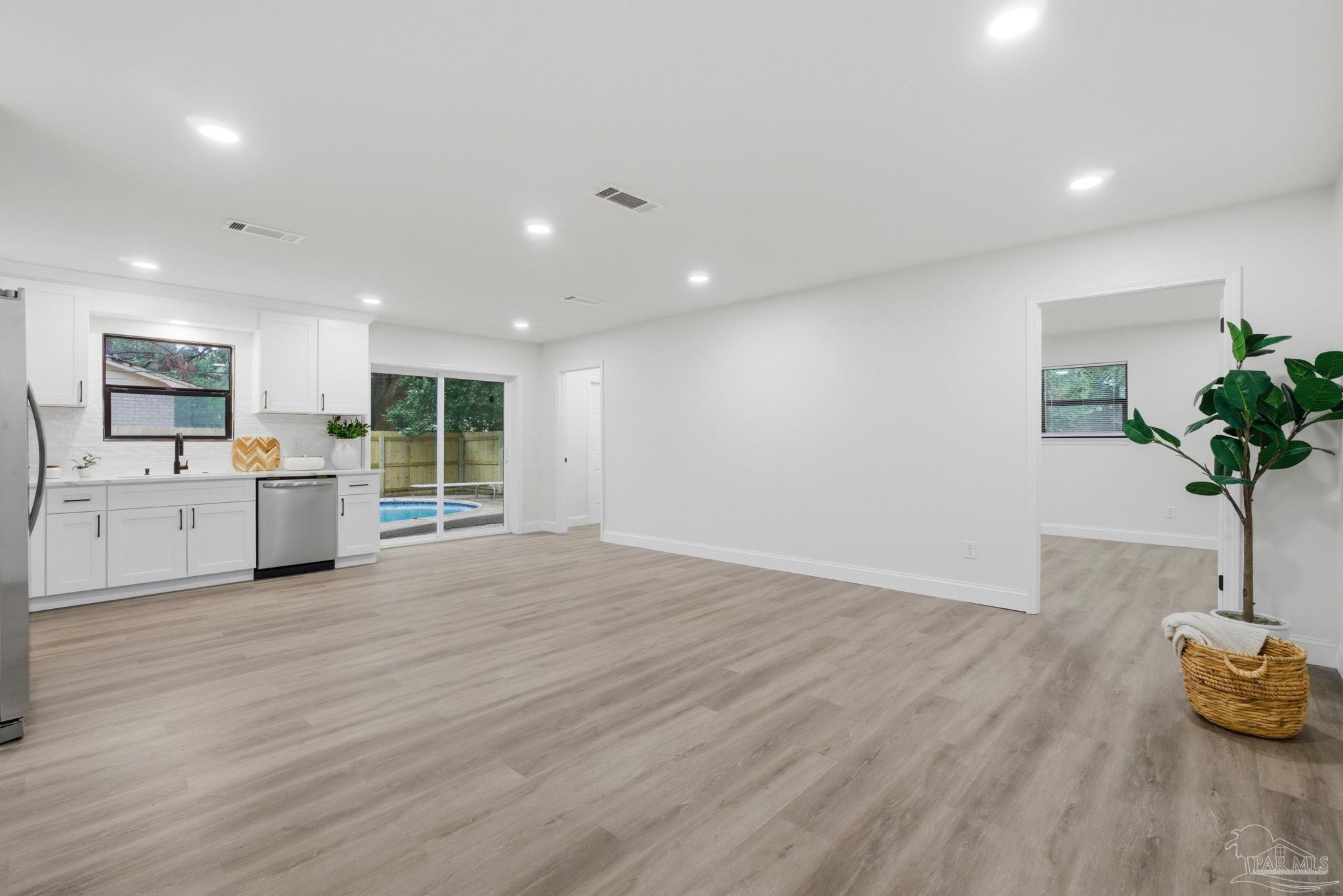 4596 Monpellier Drive Pensacola FL 32505