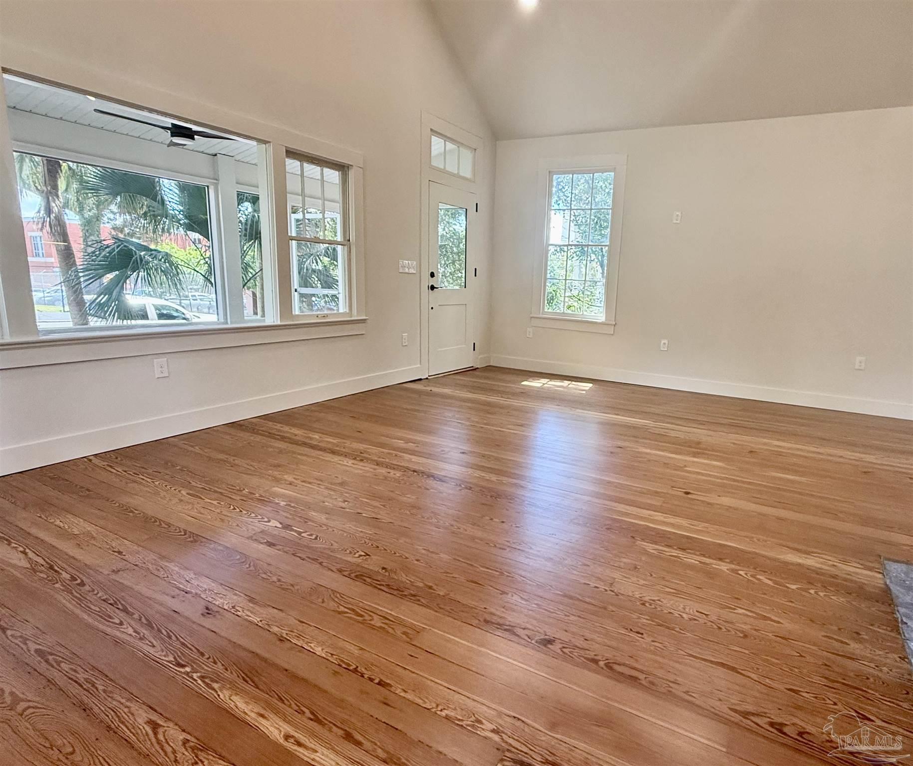 217 N Barcelona Pensacola FL 32502