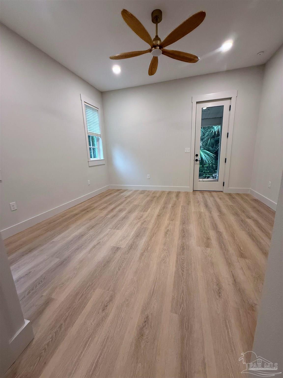 217 N Barcelona Pensacola FL 32502