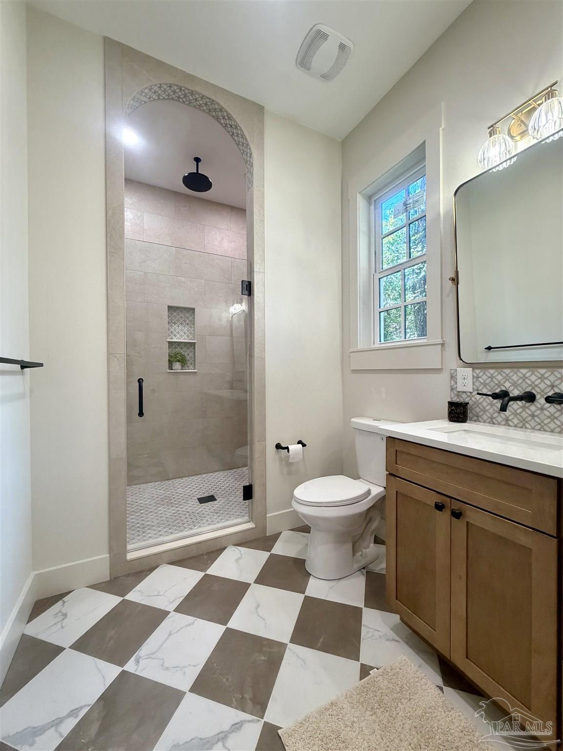 217 N Barcelona Pensacola FL 32502