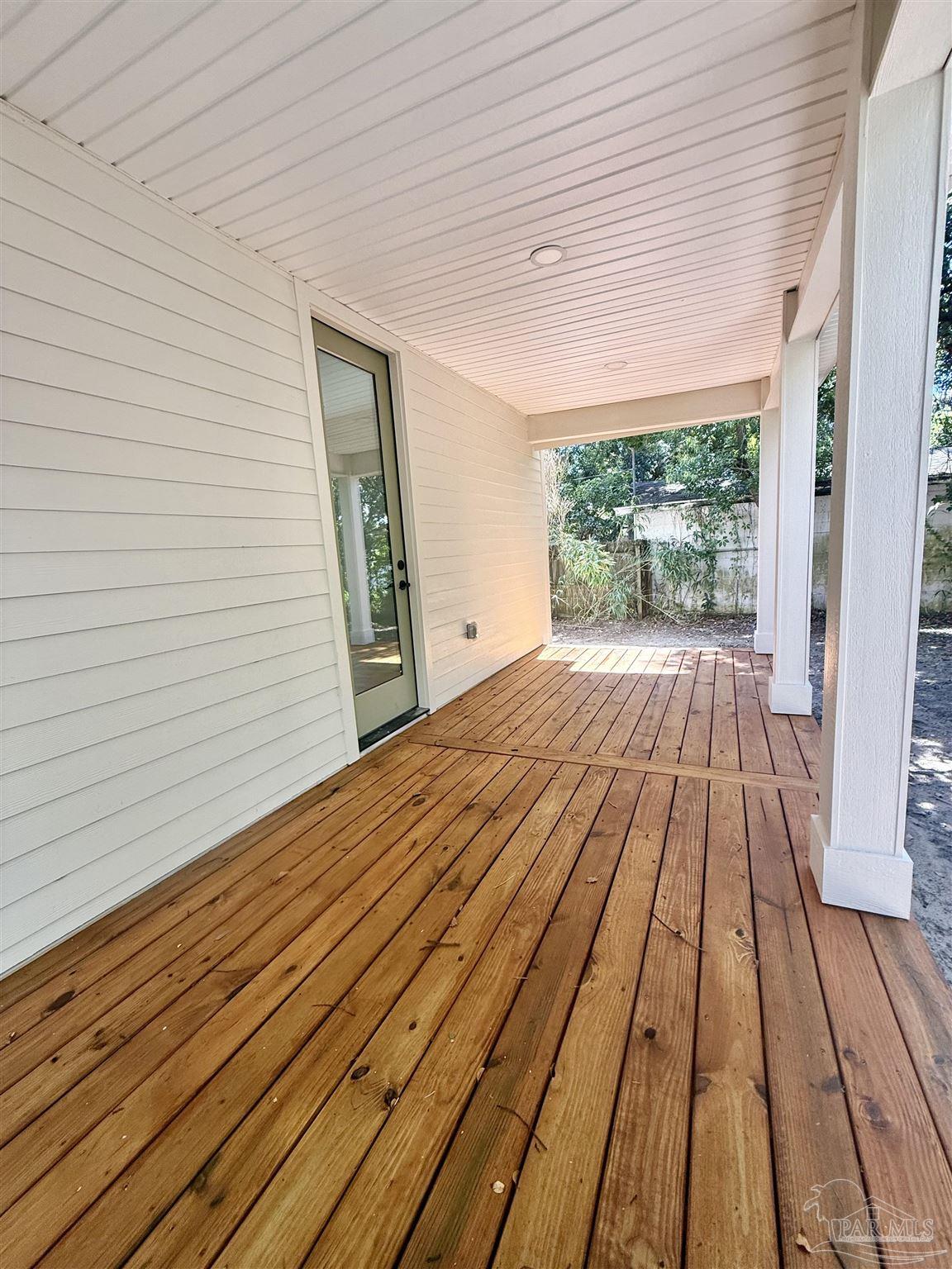 217 N Barcelona Pensacola FL 32502