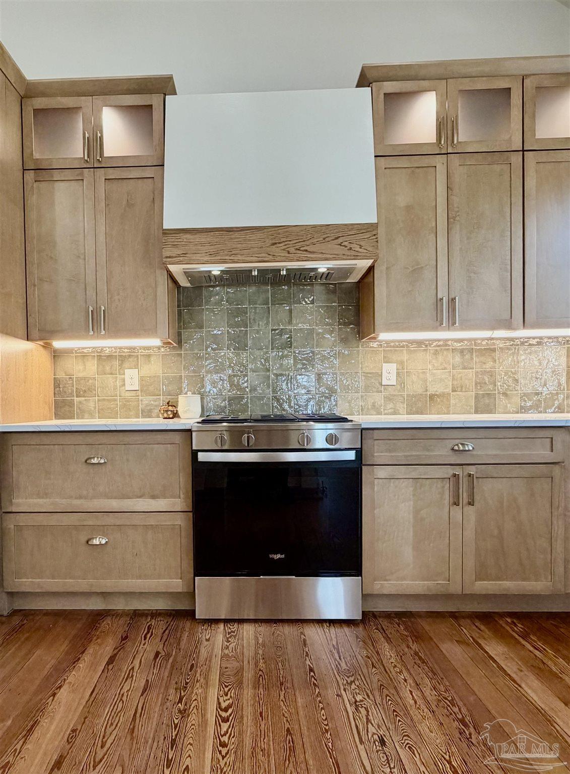 217 N Barcelona Pensacola FL 32502