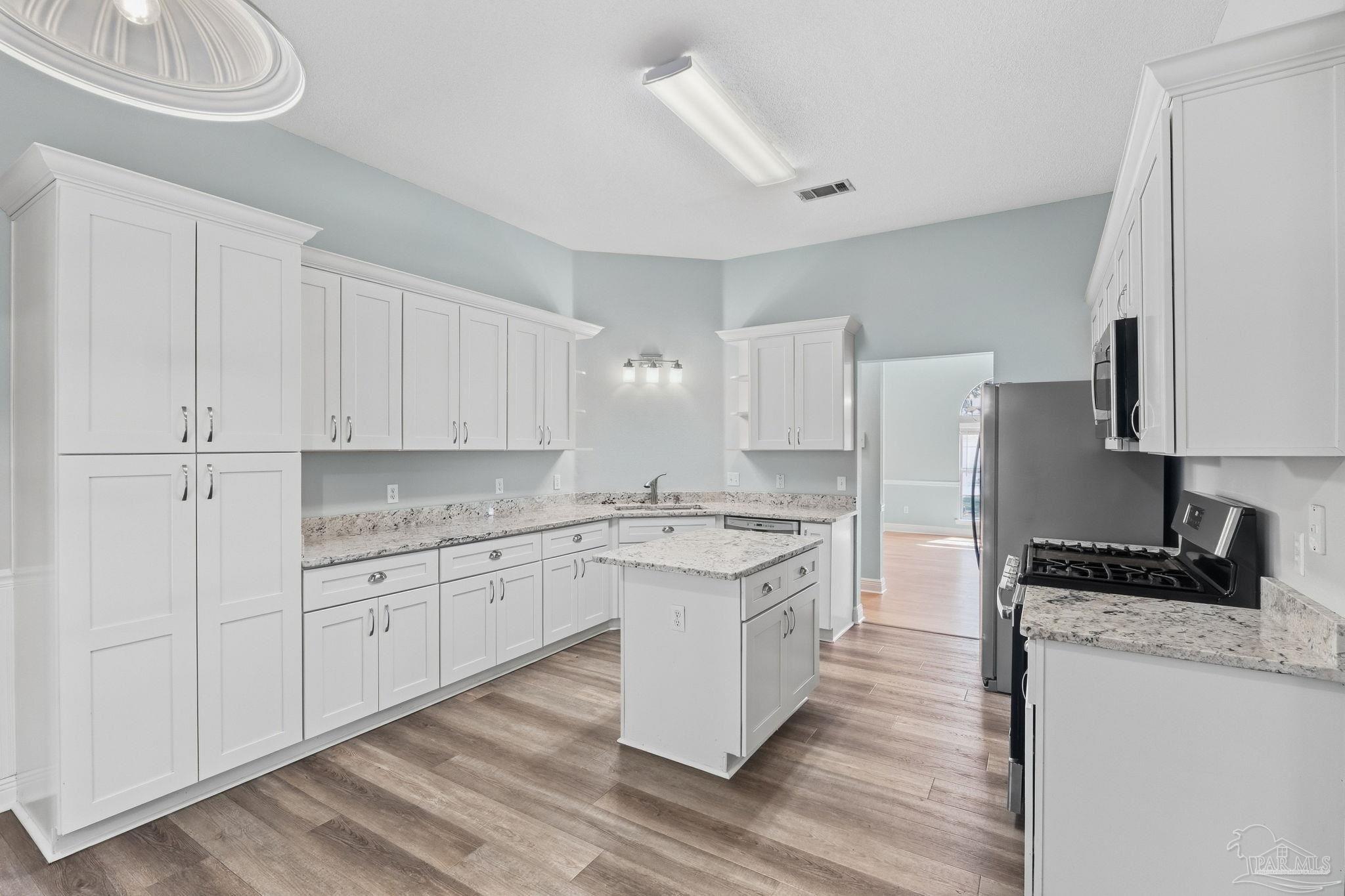 16 Marconi Way Pensacola FL 32507