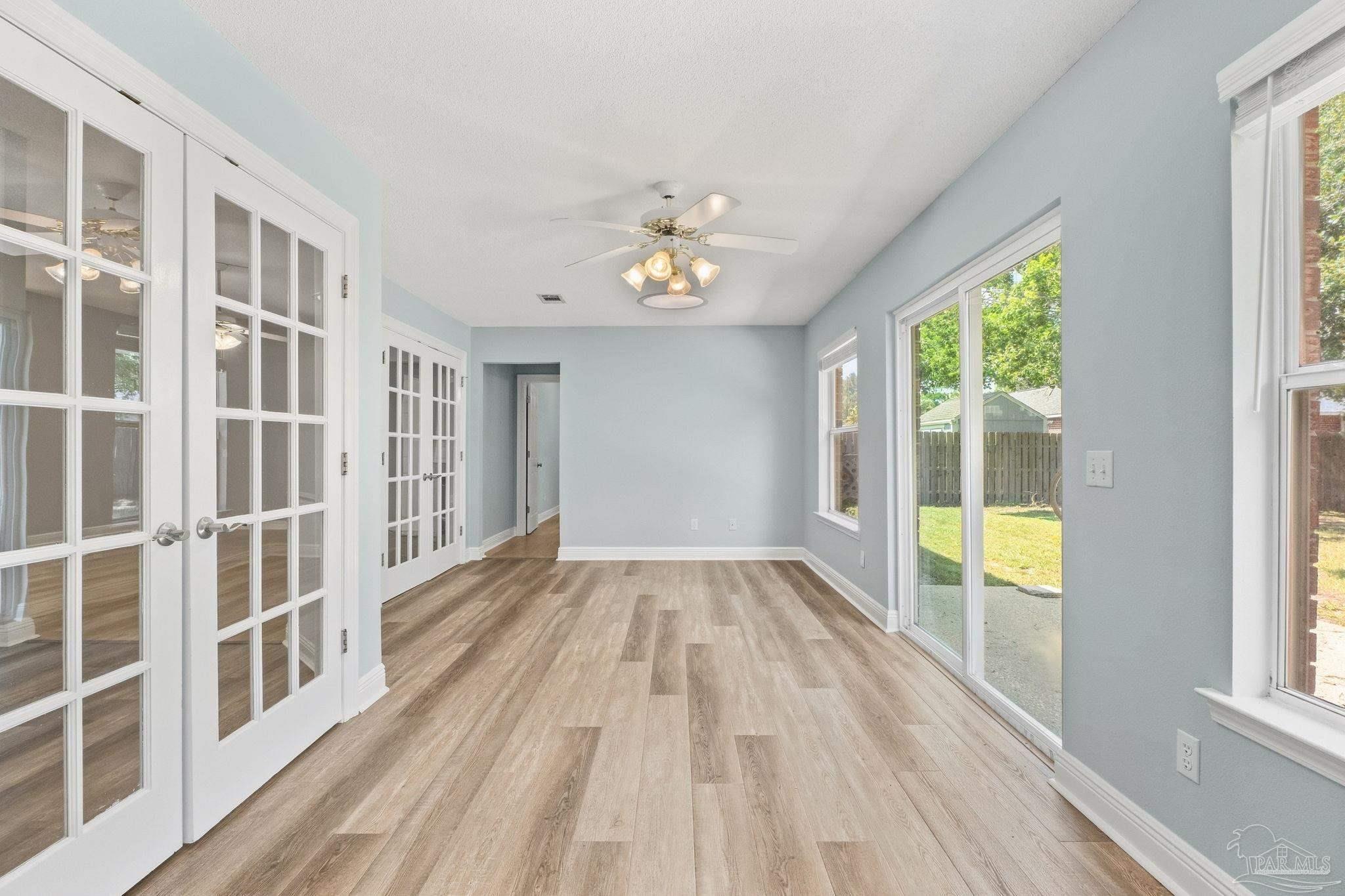 16 Marconi Way Pensacola FL 32507