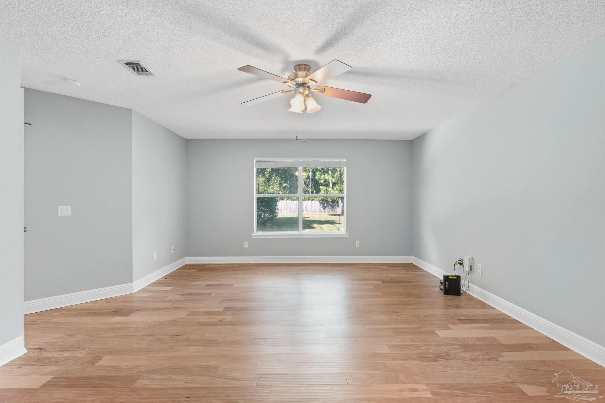 16 Marconi Way Pensacola FL 32507