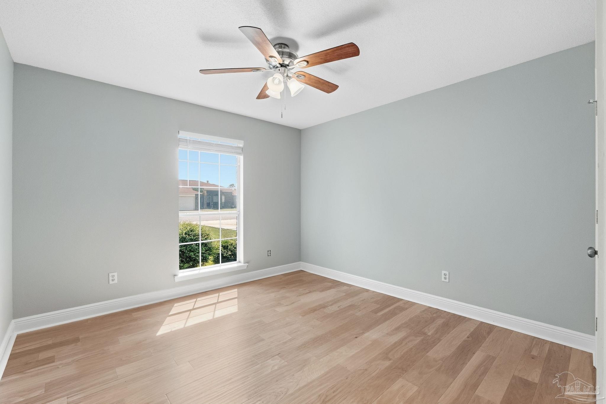 16 Marconi Way Pensacola FL 32507