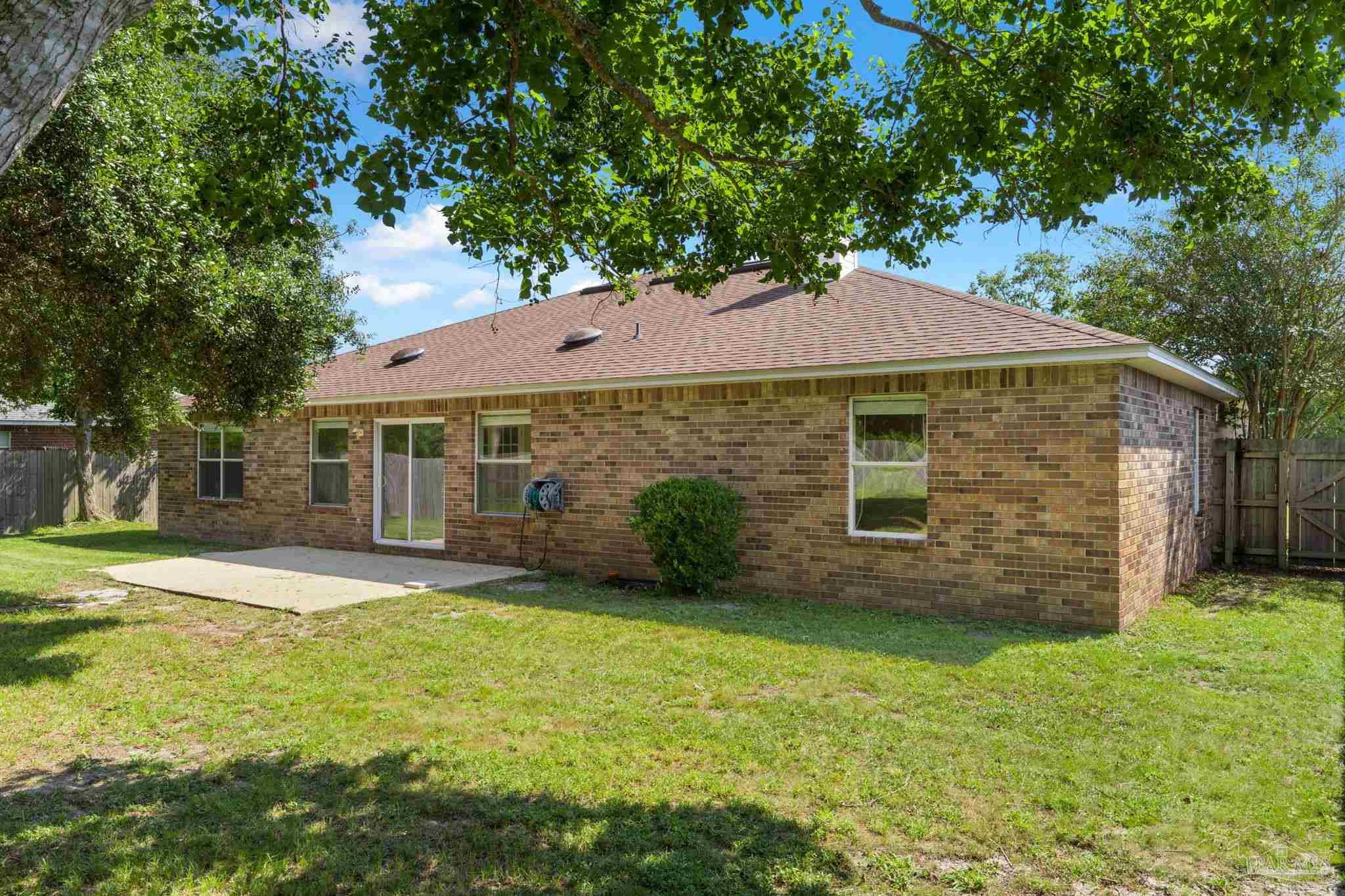 16 Marconi Way Pensacola FL 32507