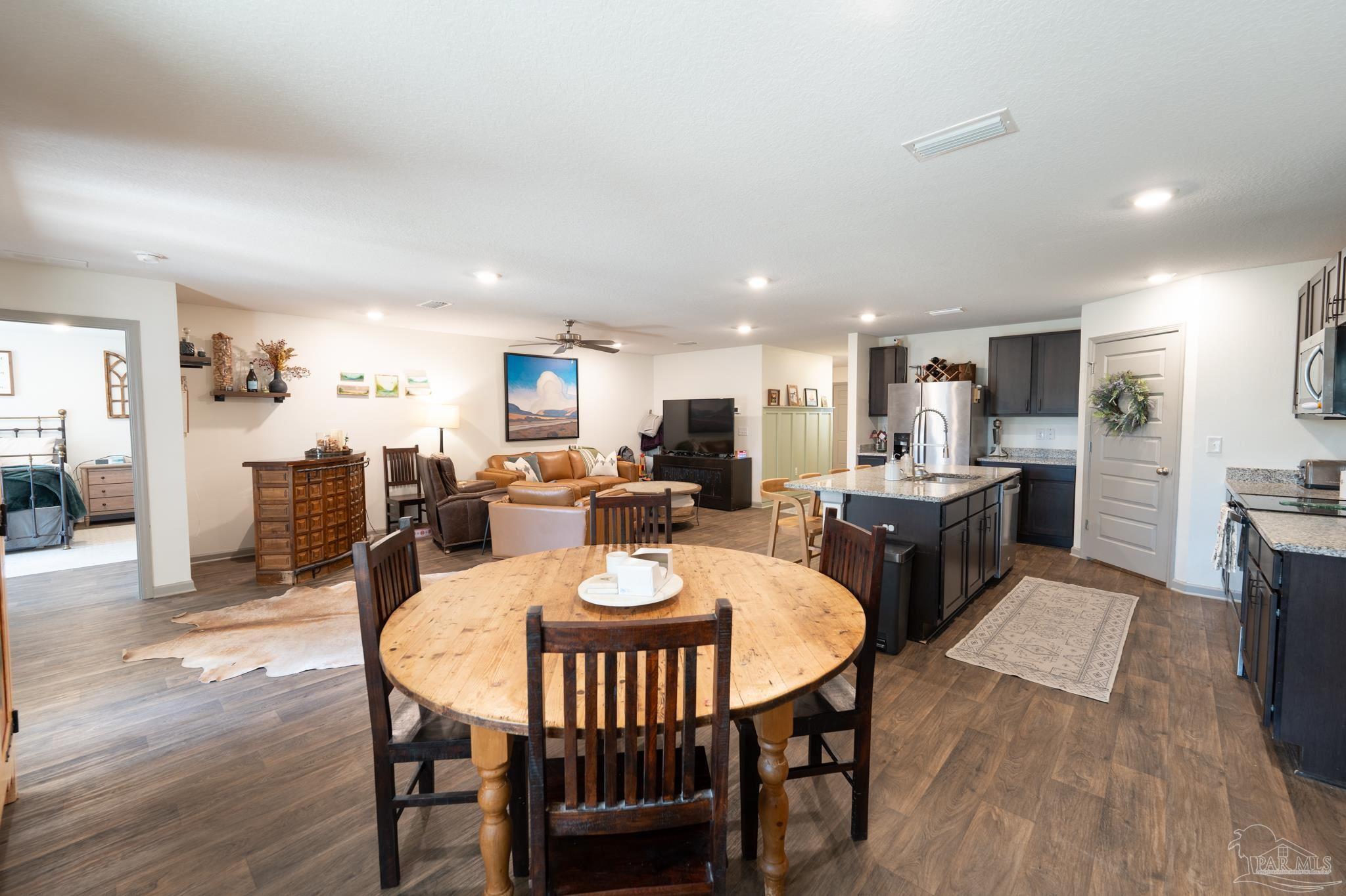 7337 Lakeside Oak Court Pensacola FL 32526