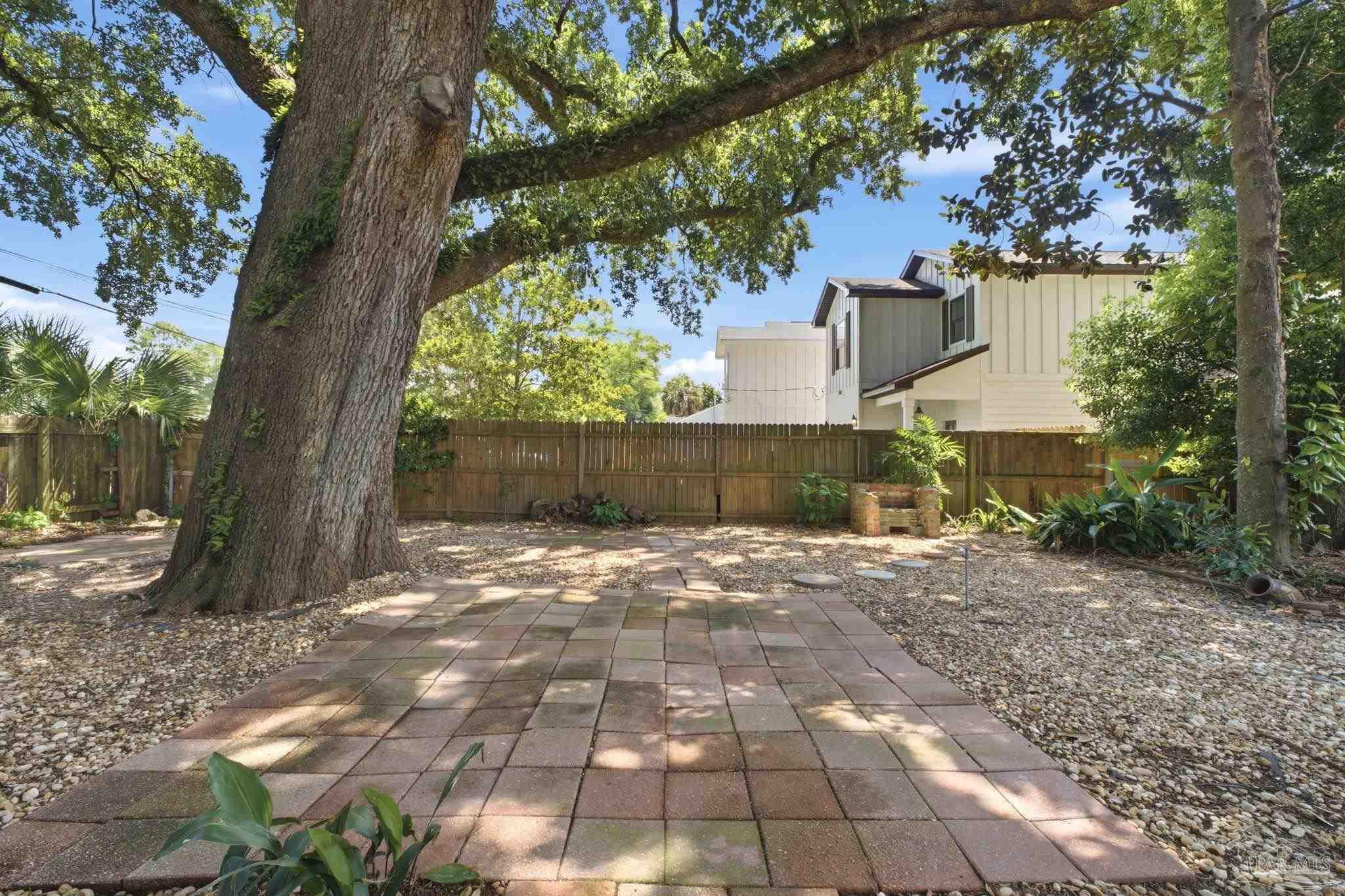 2320 17th Avenue Pensacola FL 32503