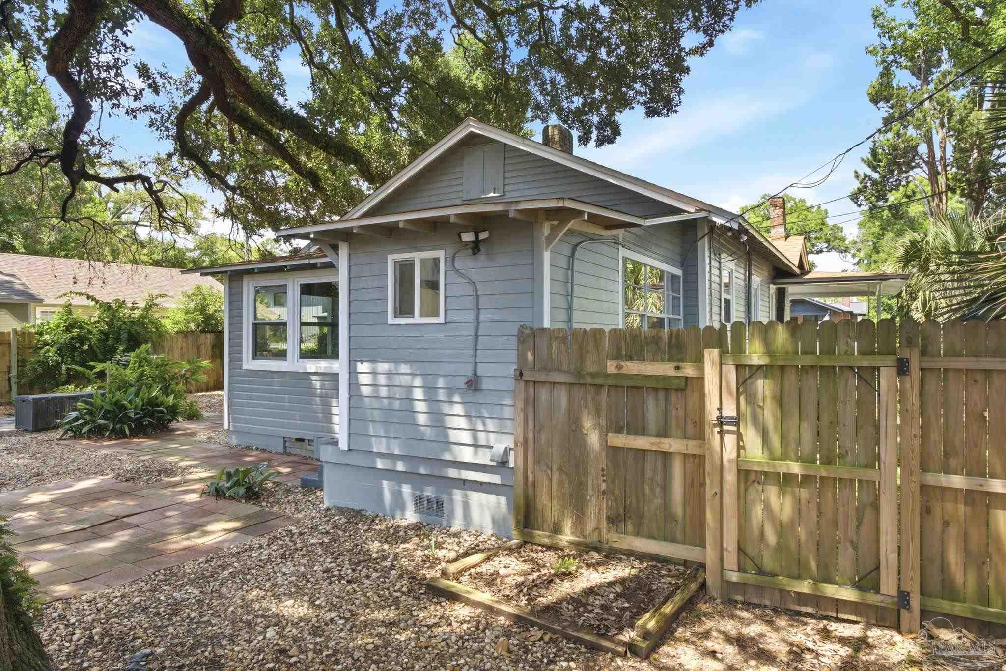 2320 17th Avenue Pensacola FL 32503