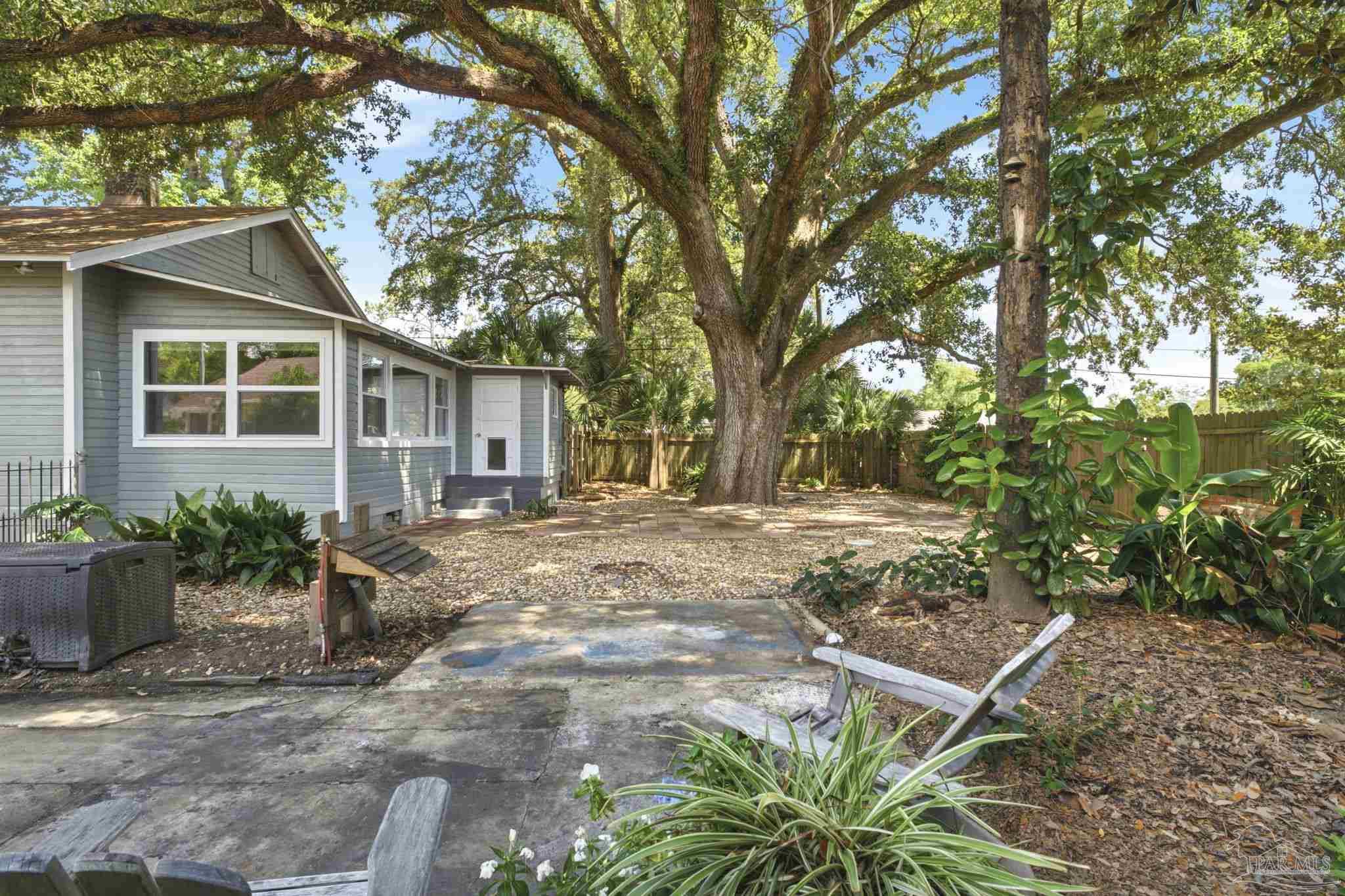2320 17th Avenue Pensacola FL 32503