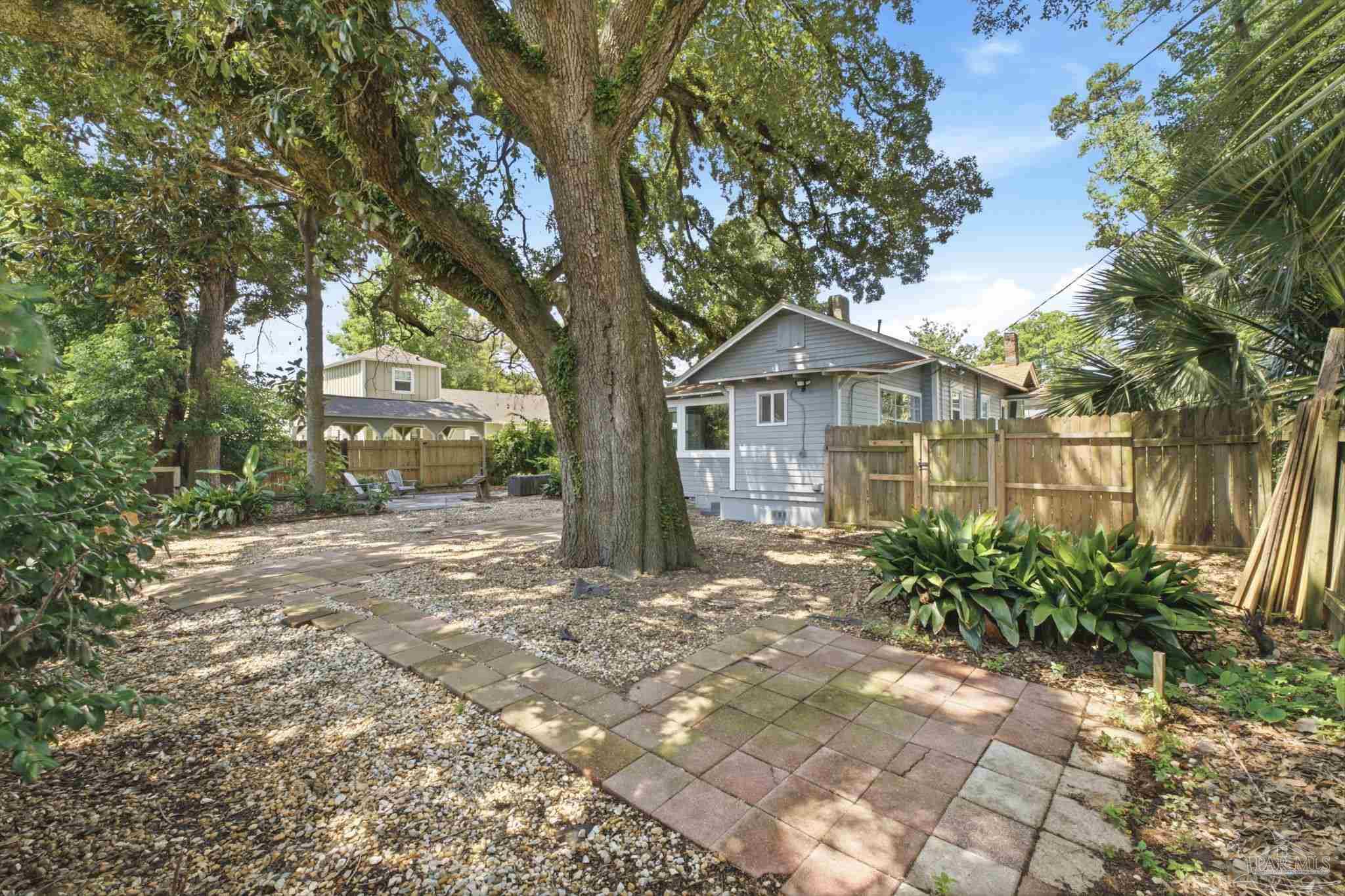 2320 17th Avenue Pensacola FL 32503
