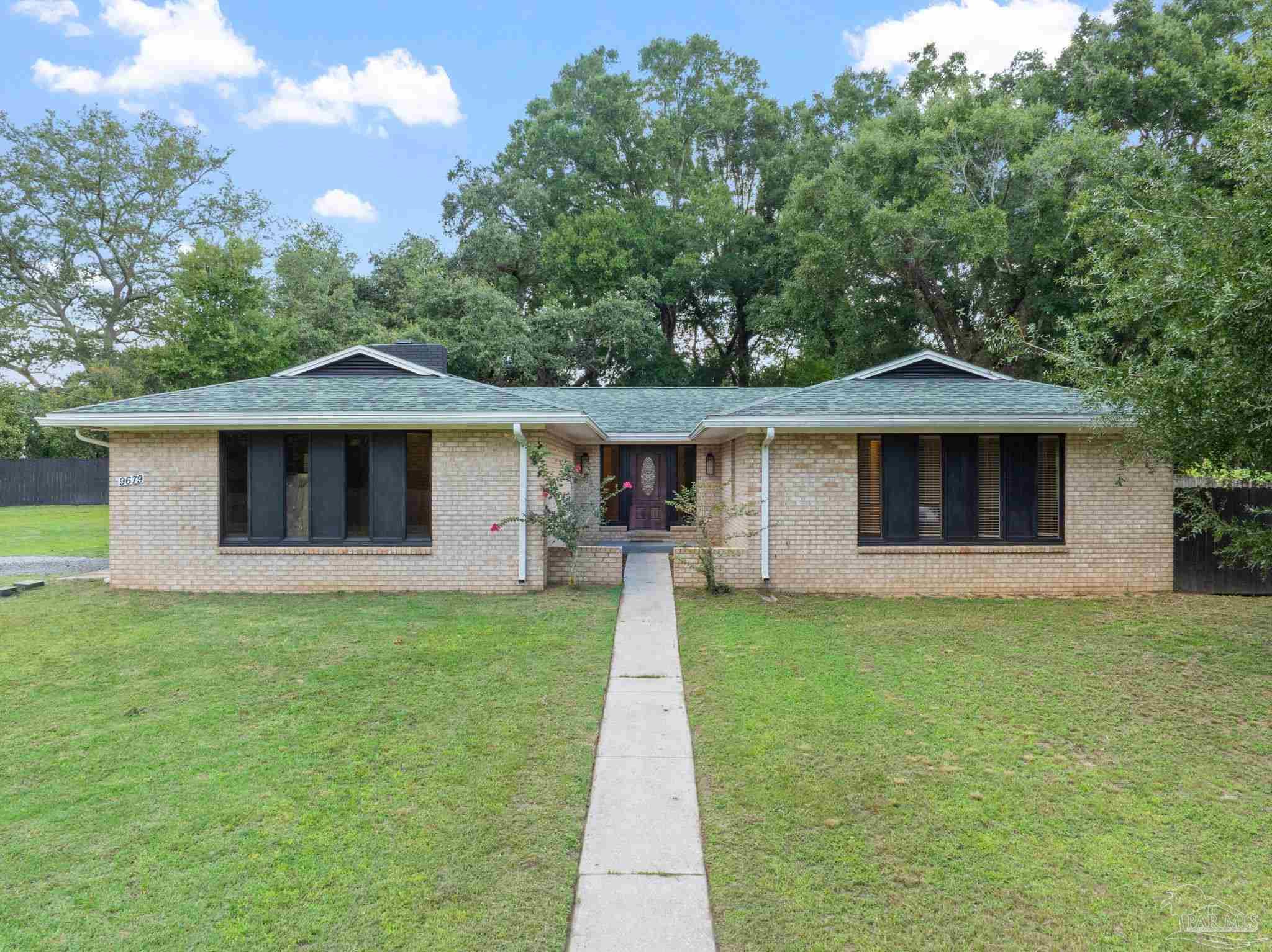 Pensacola FL, 9679 Hollowbrook Circle
