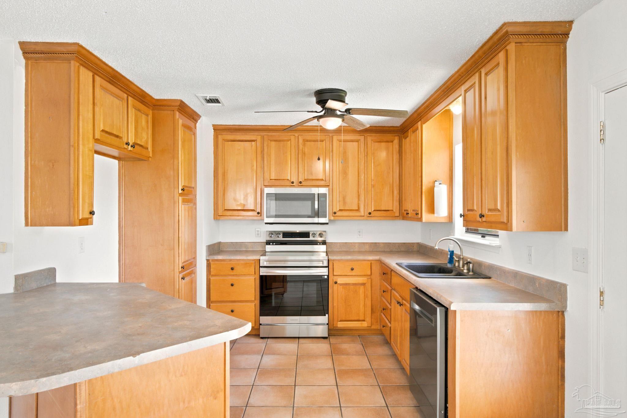 3048 Rainbow Lane Pace FL 32571