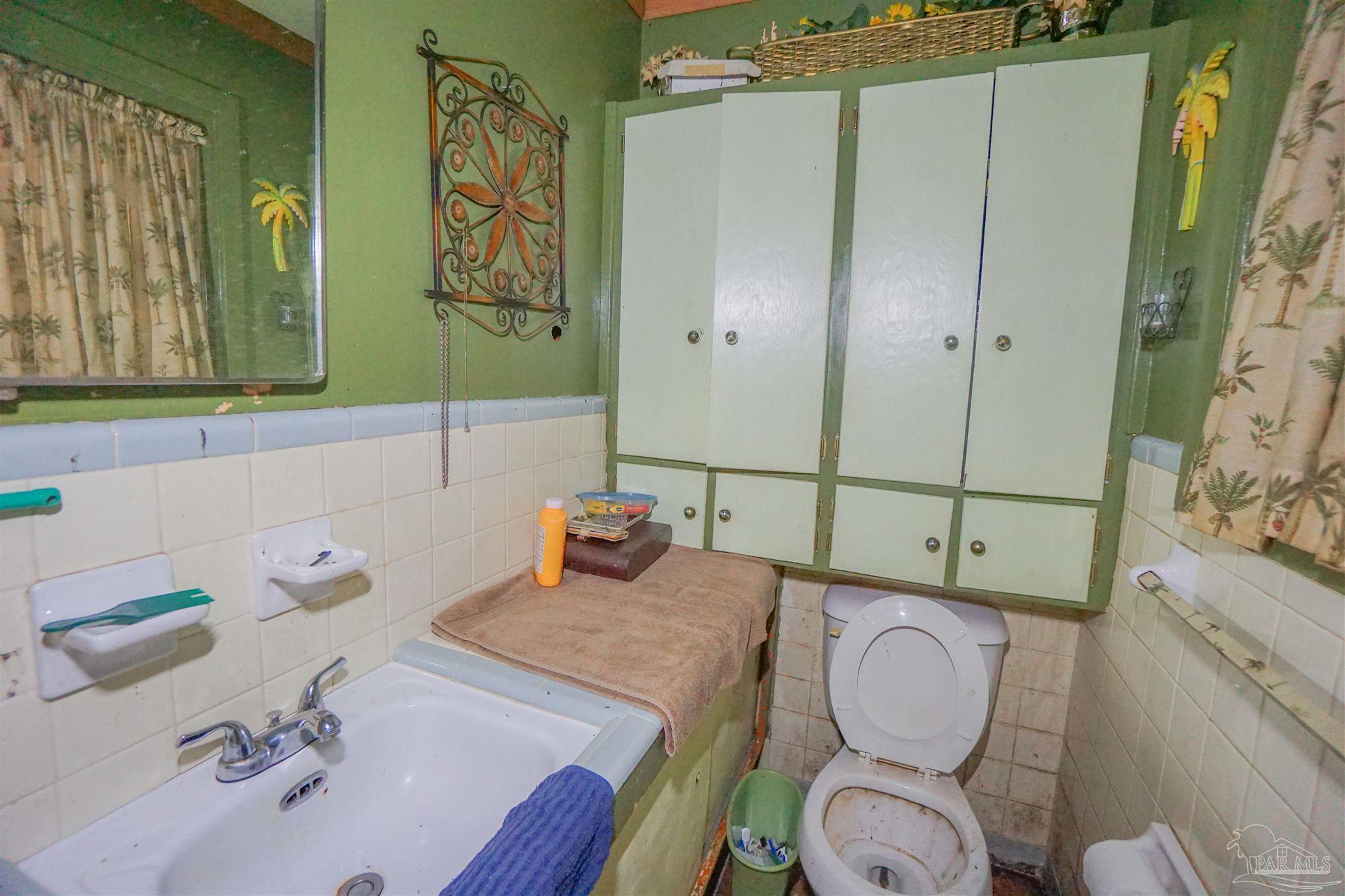 3495 Seabreeze Drive Pensacola FL 32503