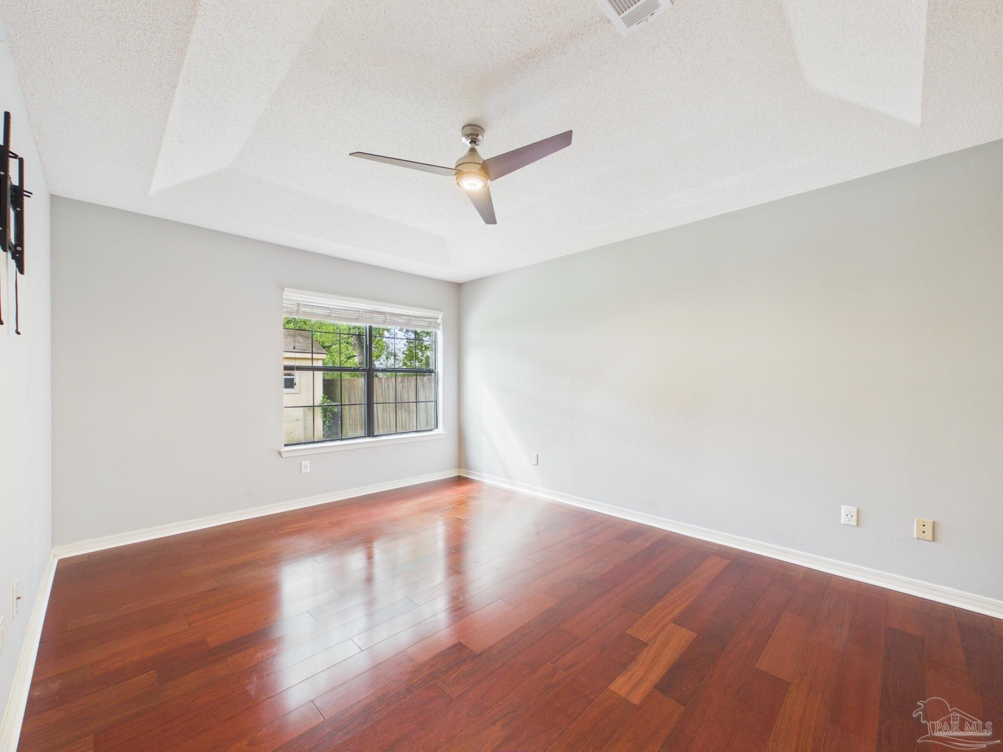 1215 E Brainerd Street Pensacola FL 32501