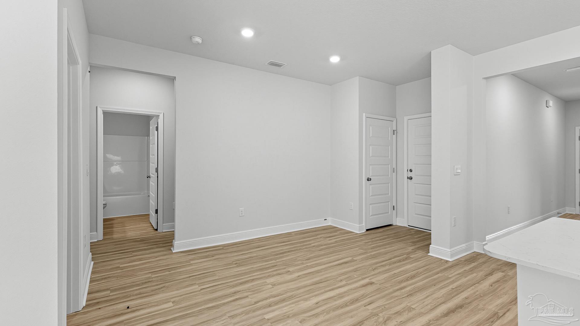 2051 Wiregrass Street Navarre FL 32566