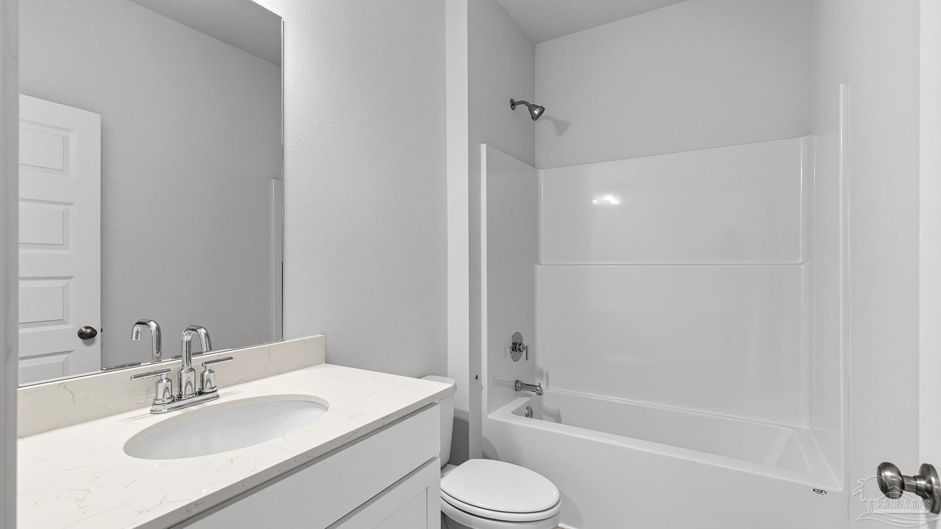 2051 Wiregrass Street Navarre FL 32566