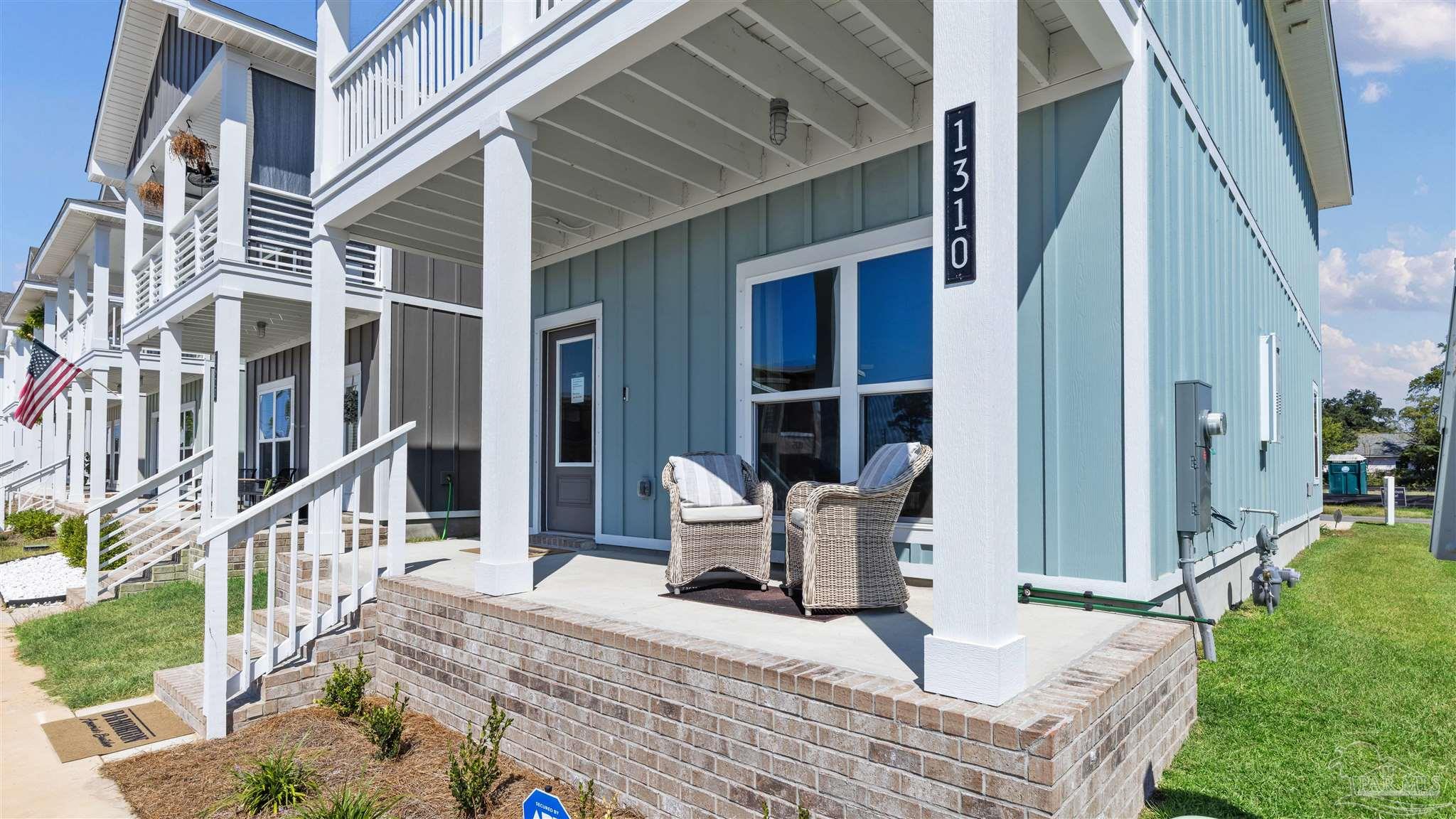321 S F Street Pensacola FL 32502