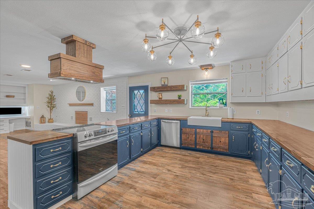 5812 Mimosa Avenue Milton FL 32570