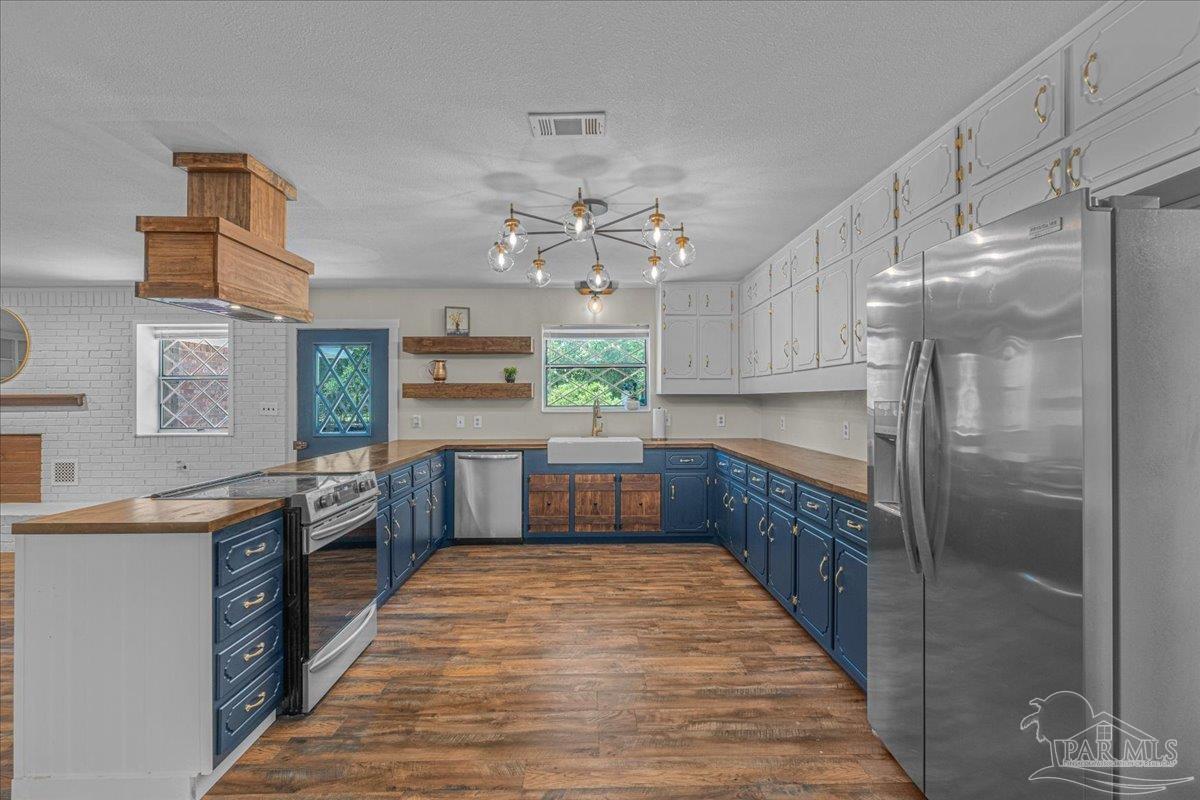 5812 Mimosa Avenue Milton FL 32570