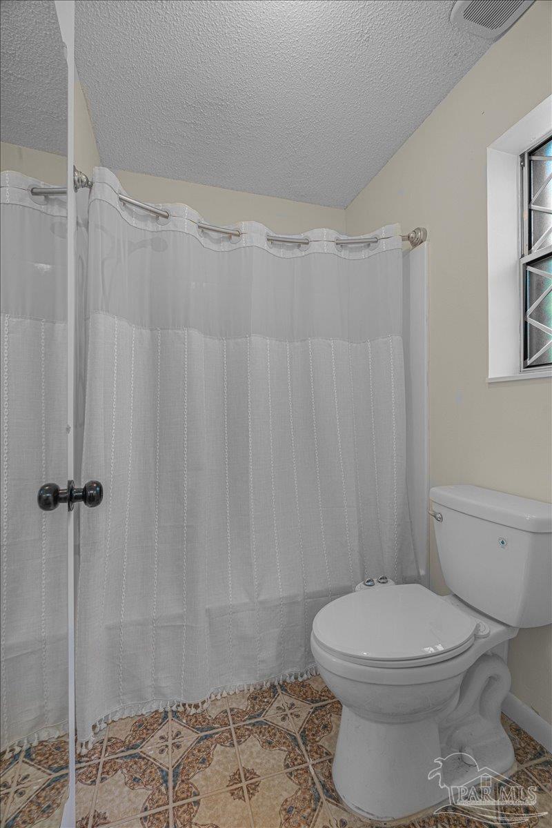 5812 Mimosa Avenue Milton FL 32570