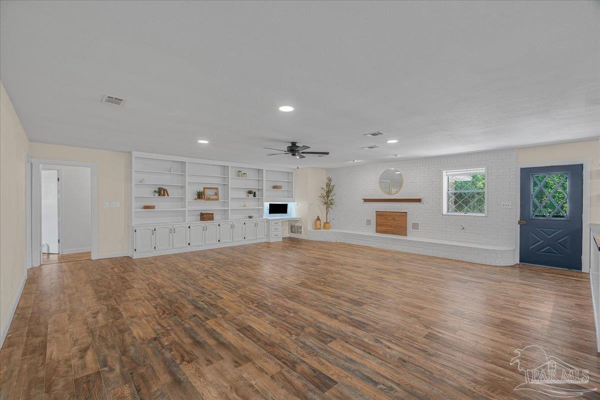 5812 Mimosa Avenue Milton FL 32570