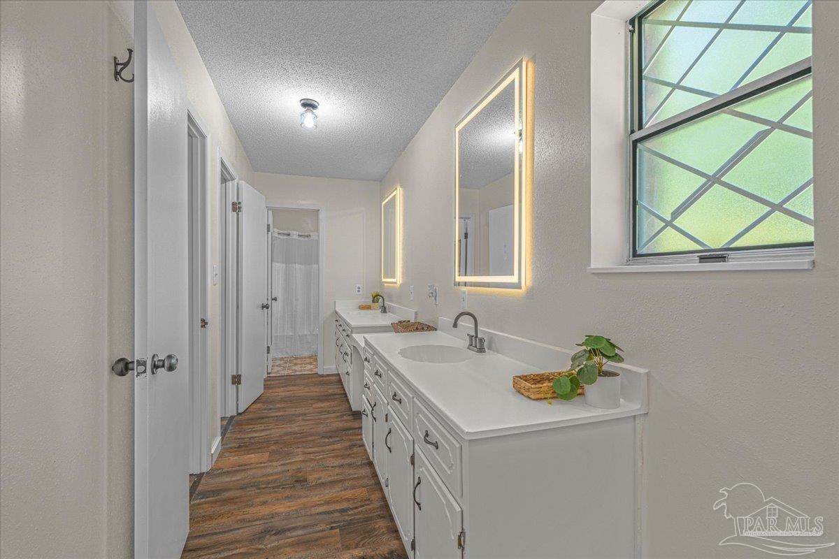 5812 Mimosa Avenue Milton FL 32570