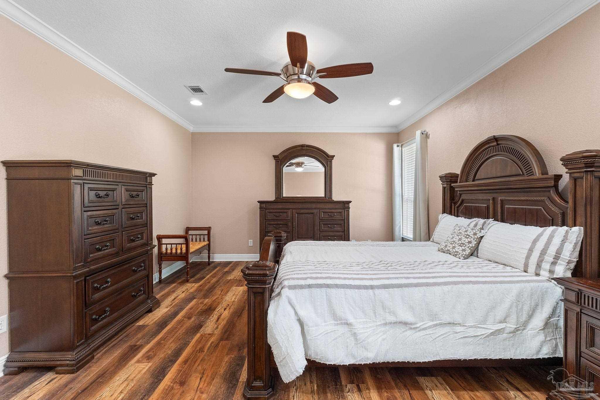 905 Caterpillar Lane Cantonment FL 32533