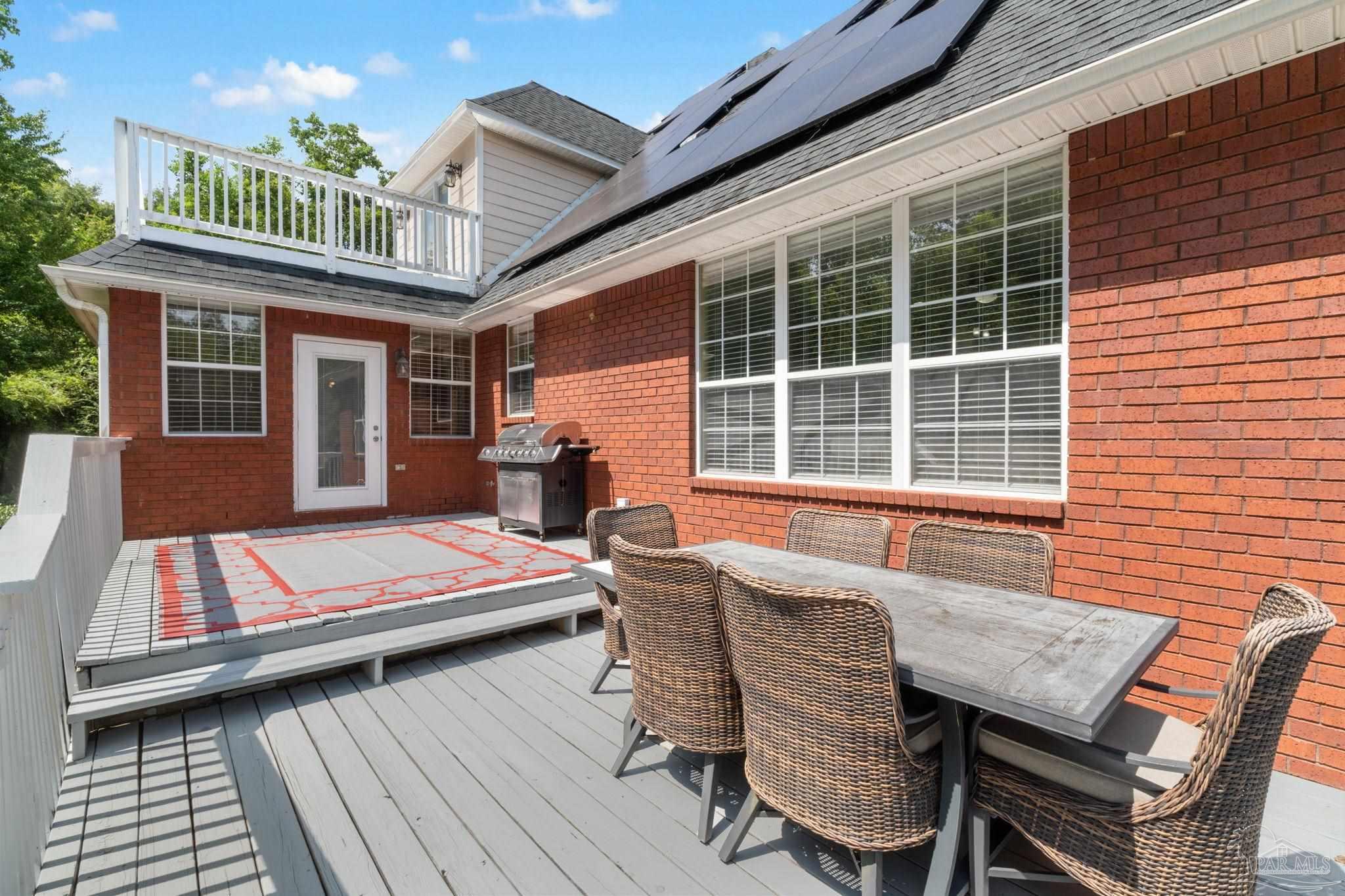 905 Caterpillar Lane Cantonment FL 32533