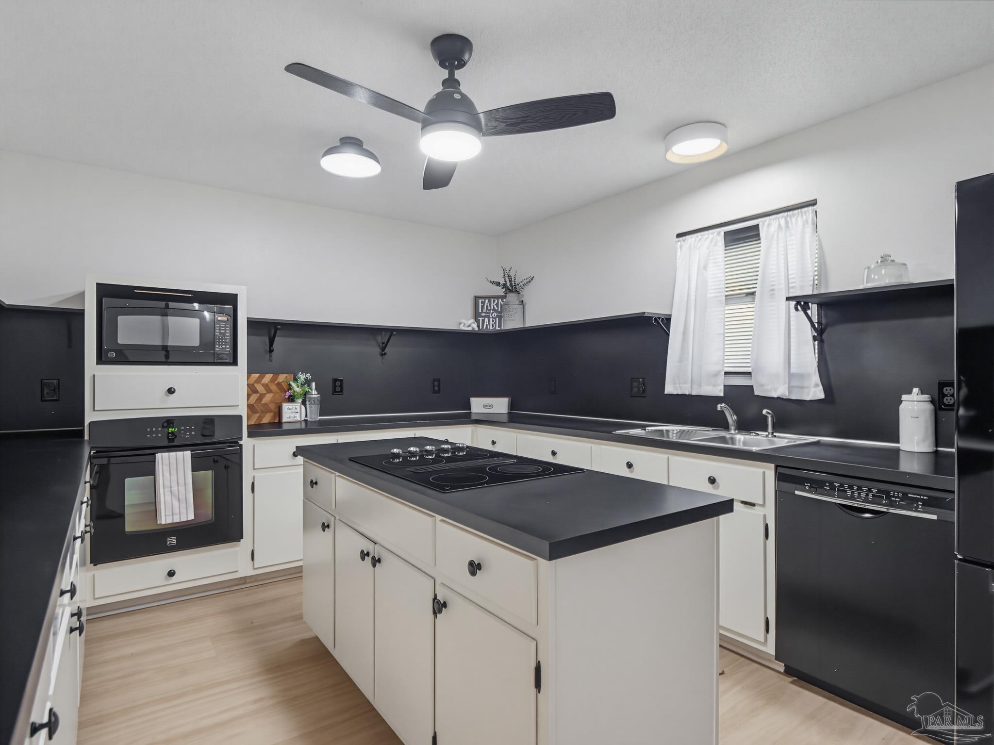 6073 Clay Circle Gulf Breeze FL 32563