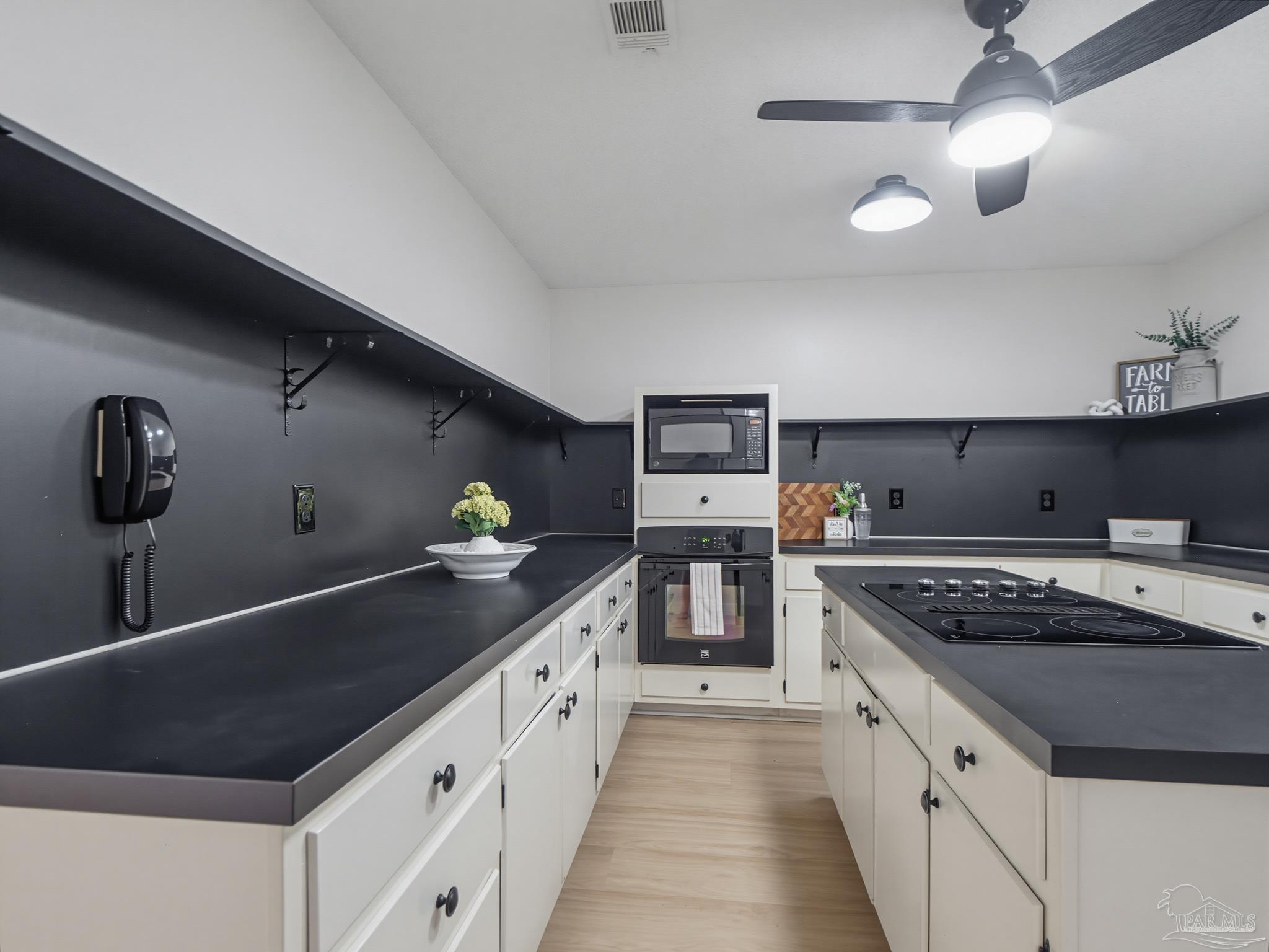 6073 Clay Circle Gulf Breeze FL 32563