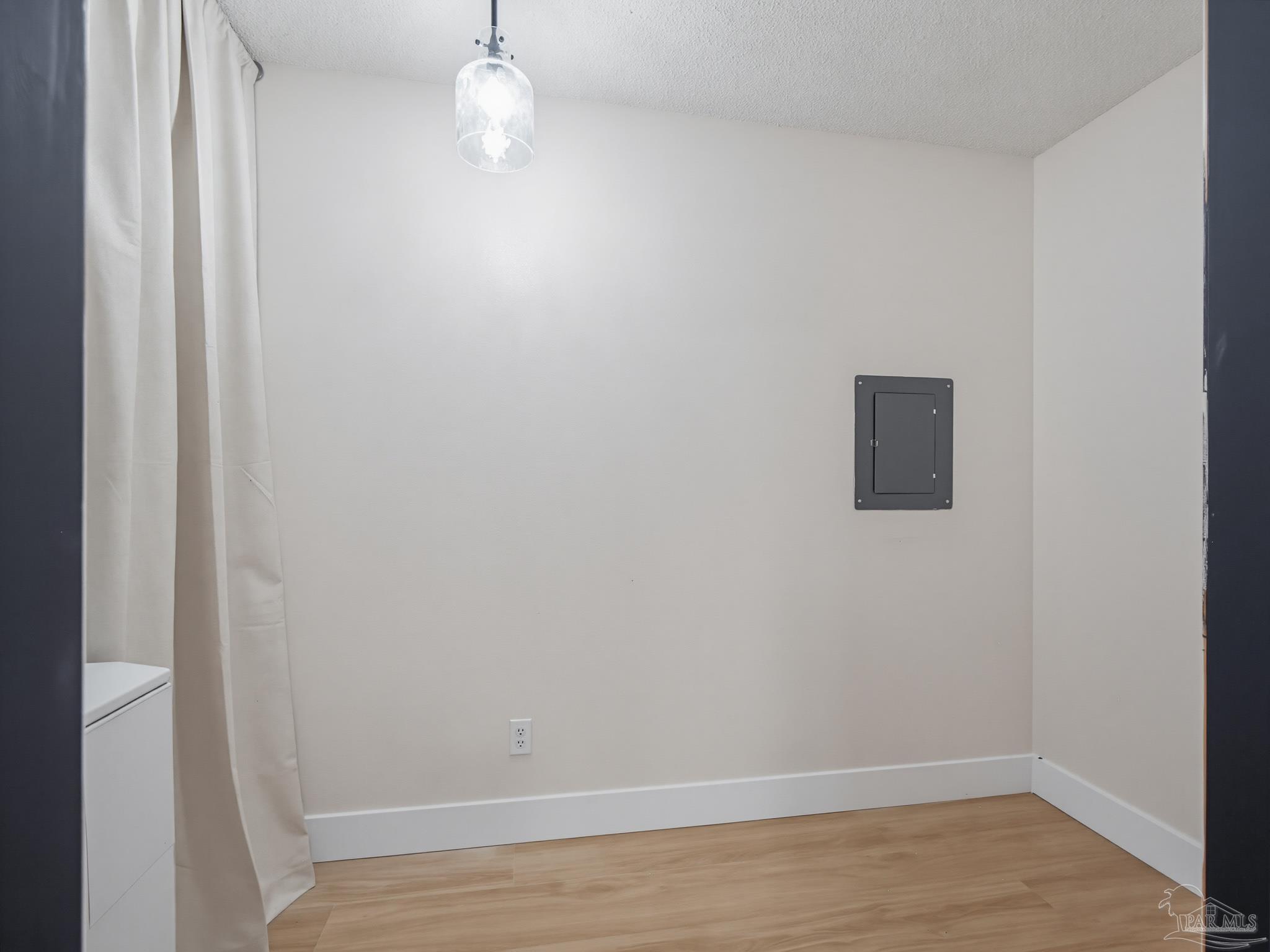 6073 Clay Circle Gulf Breeze FL 32563