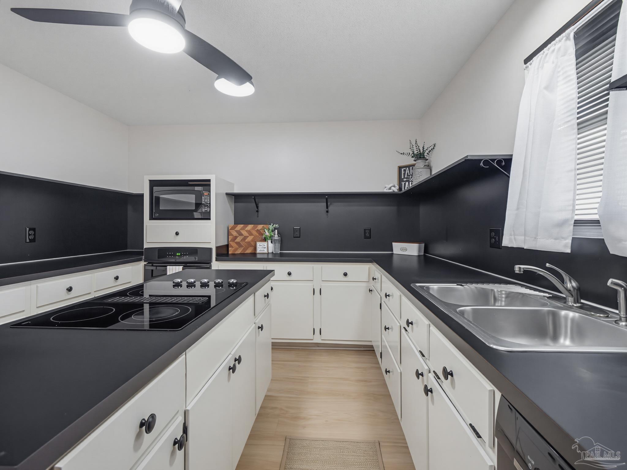 6073 Clay Circle Gulf Breeze FL 32563