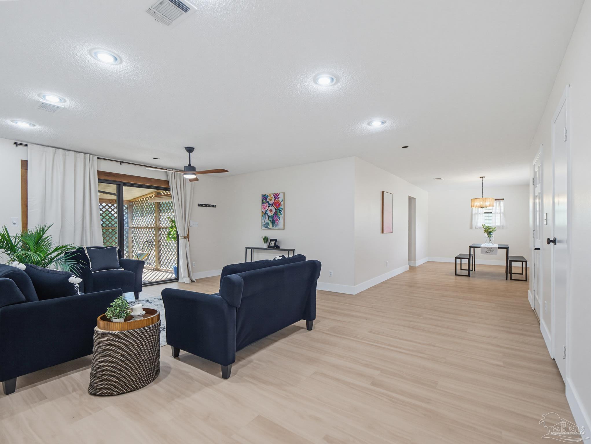 6073 Clay Circle Gulf Breeze FL 32563