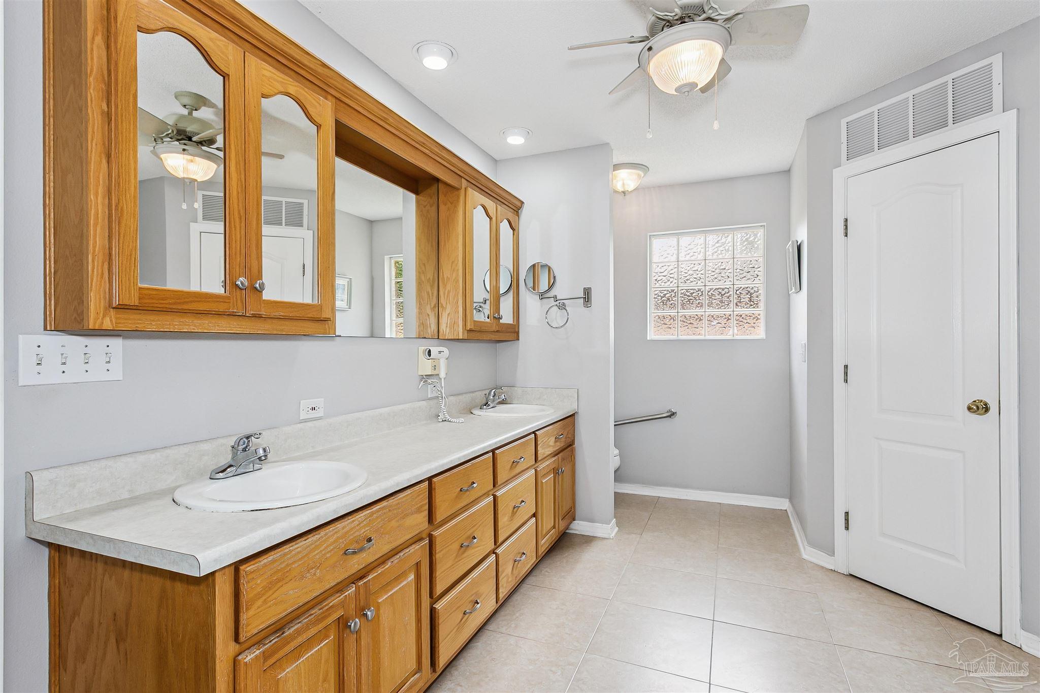 652 Ashford Road Cantonment FL 32533