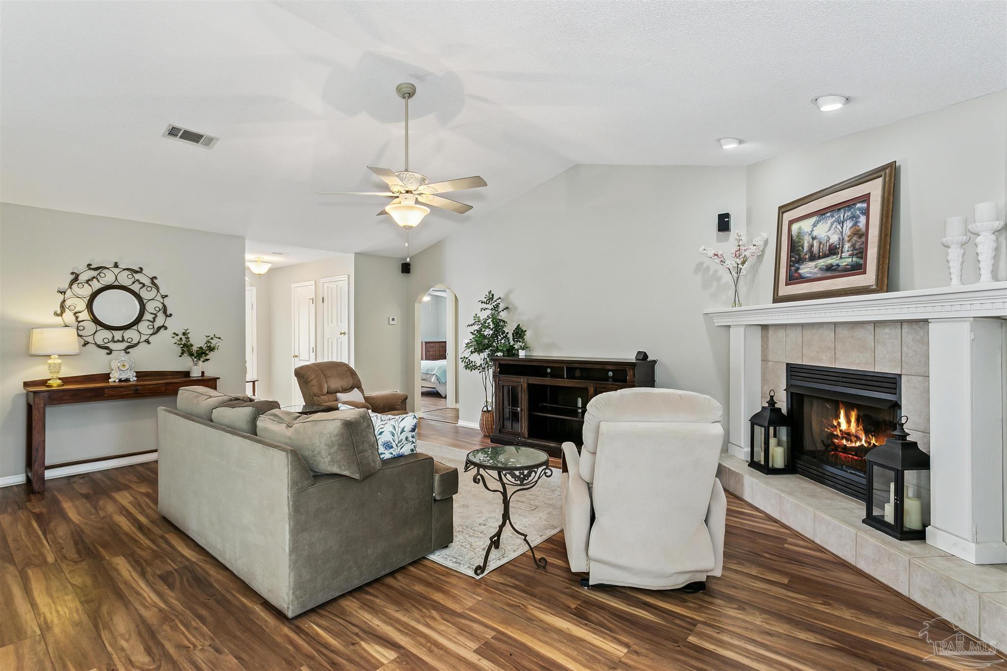 652 Ashford Road Cantonment FL 32533