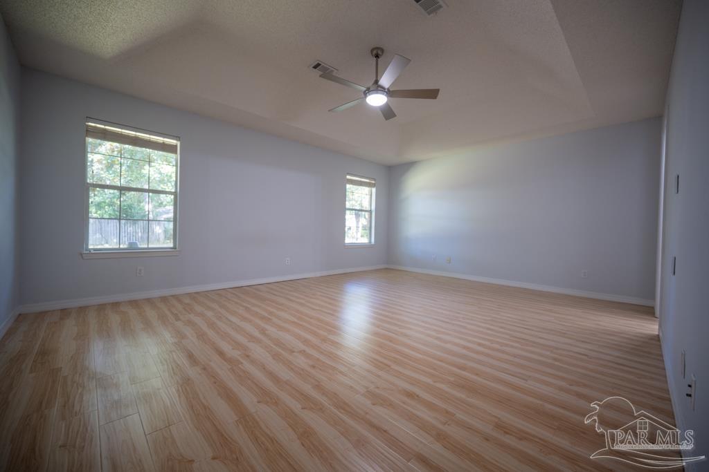 6900 Calle De Caballero Navarre FL 32566