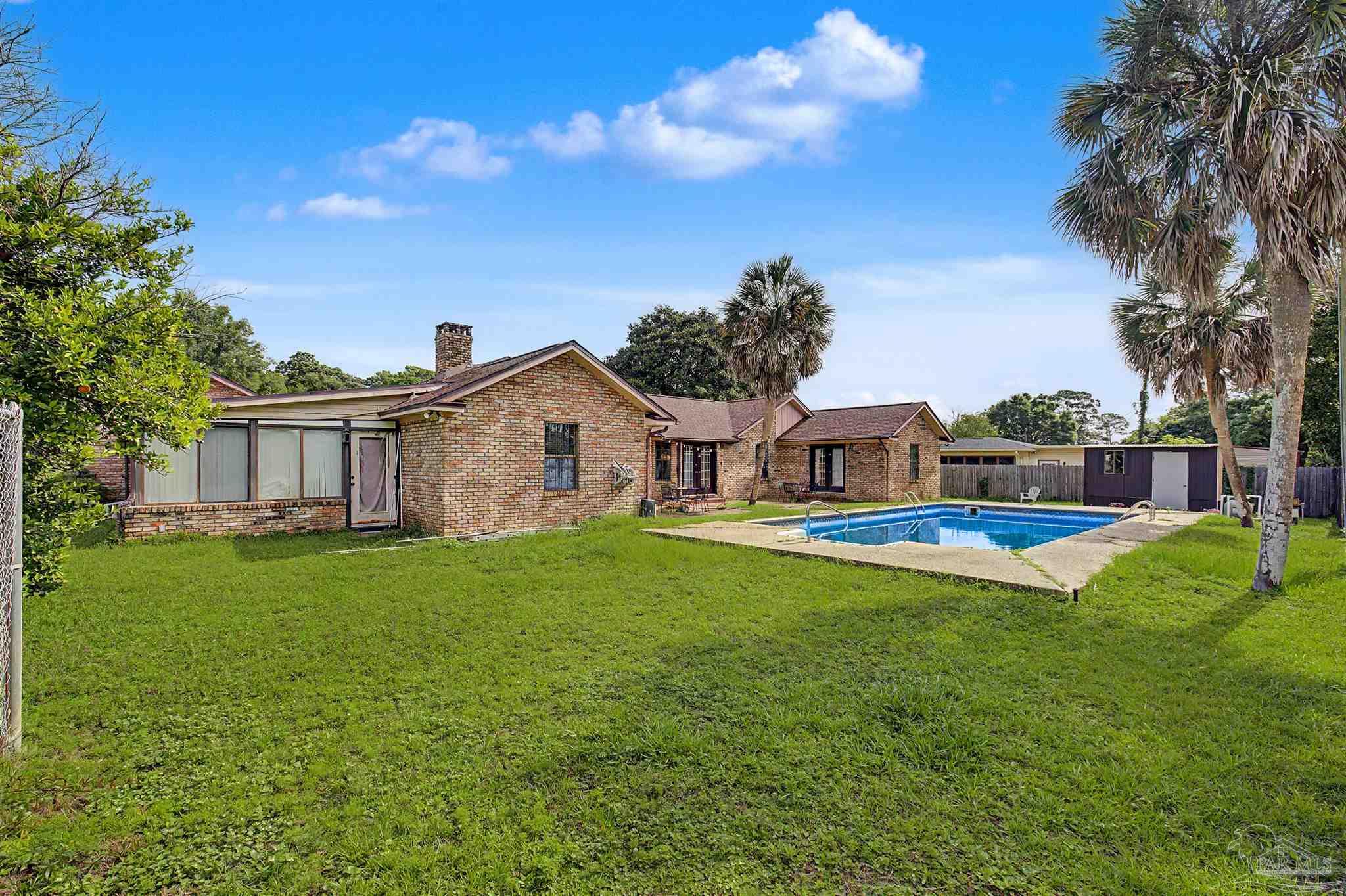 2017 E Cross Street Pensacola FL 32503