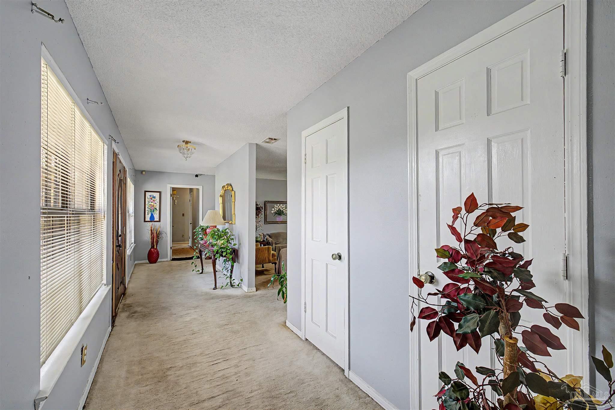 2017 E Cross Street Pensacola FL 32503